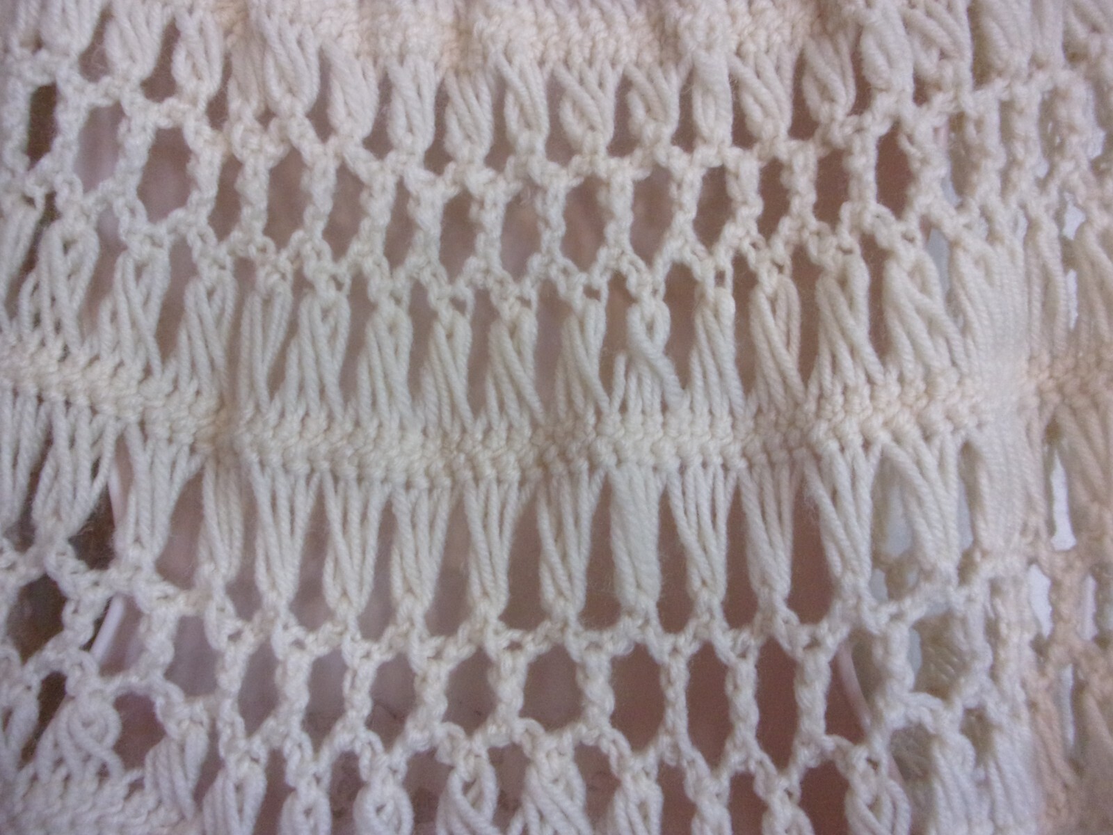 Vintage Handmade Pullover Turtleneck Crochet Poncho Shawl~Fringe~Oatmeal~EUC