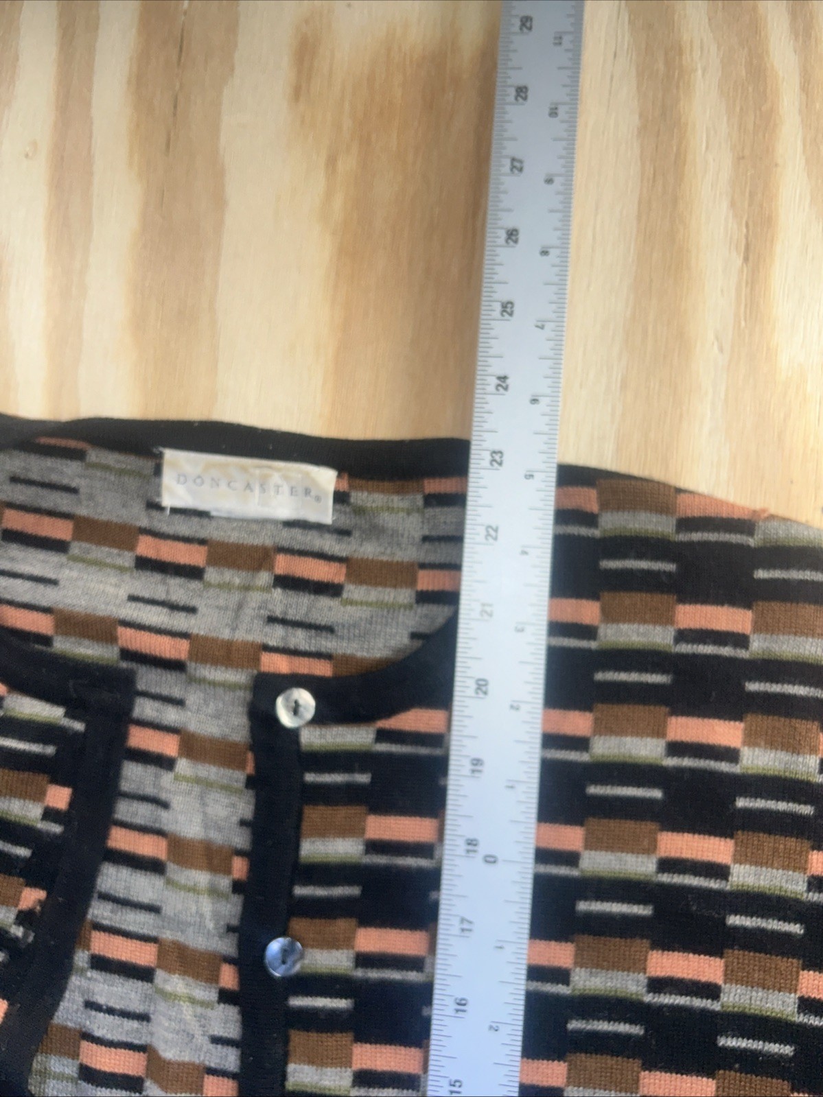 Vintage Doncaster Extrafine Merino Wool Multicolor Long Sleeve Cardigan
