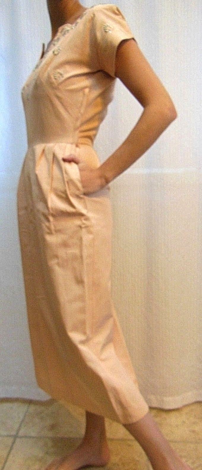 Vintage 1950&rsquo;s PEACHY PINK FAILLE DRESS Metal Rhinestones Embellishment – Size S