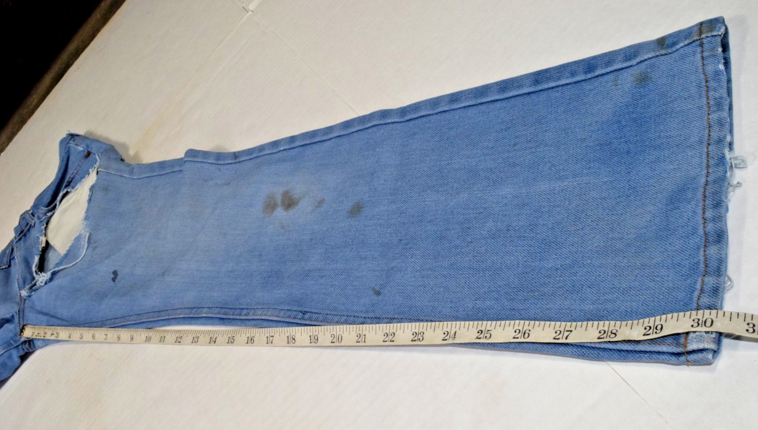 Vintage JCPenney Plain Pockets Jeans 27 x 30 70s Blue Bootcut Cowgirl Thrashed