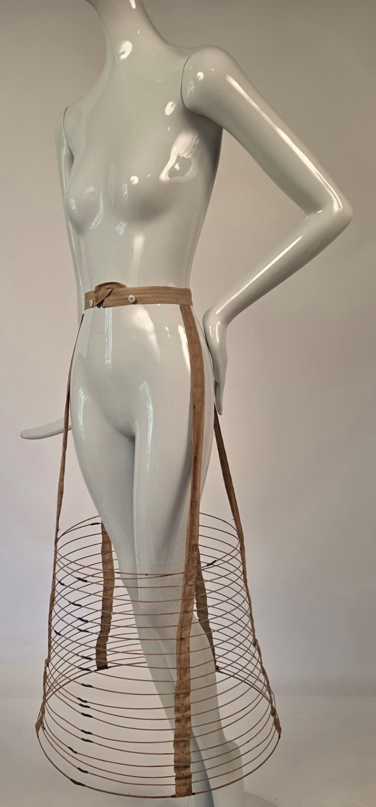 VICTORIAN 1880’S HOOP CAGE FOR BUSTLE DRESS 