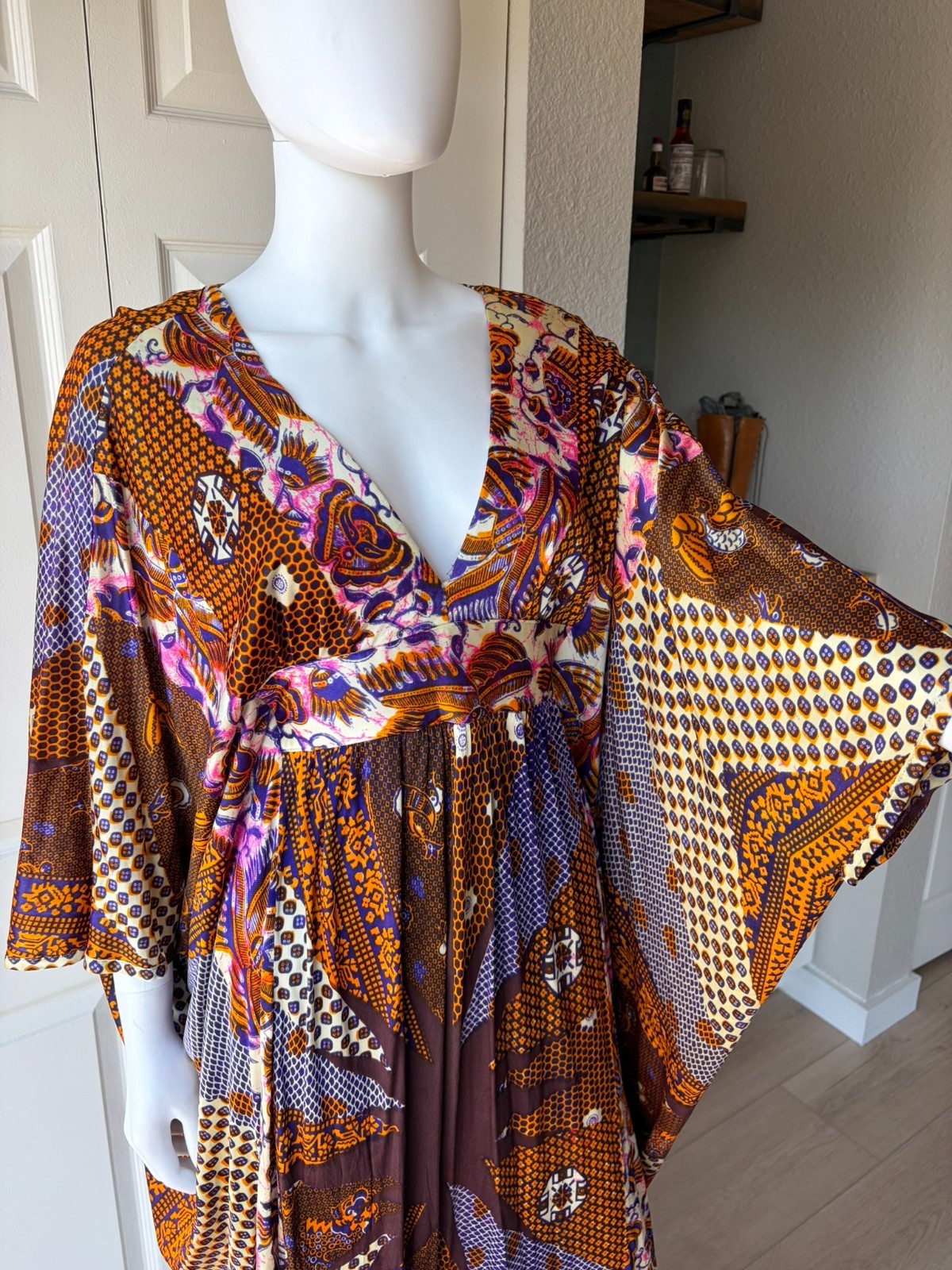 Vintage 70&rsquo;s Colorful Pattern Kaftan Maxi Dress