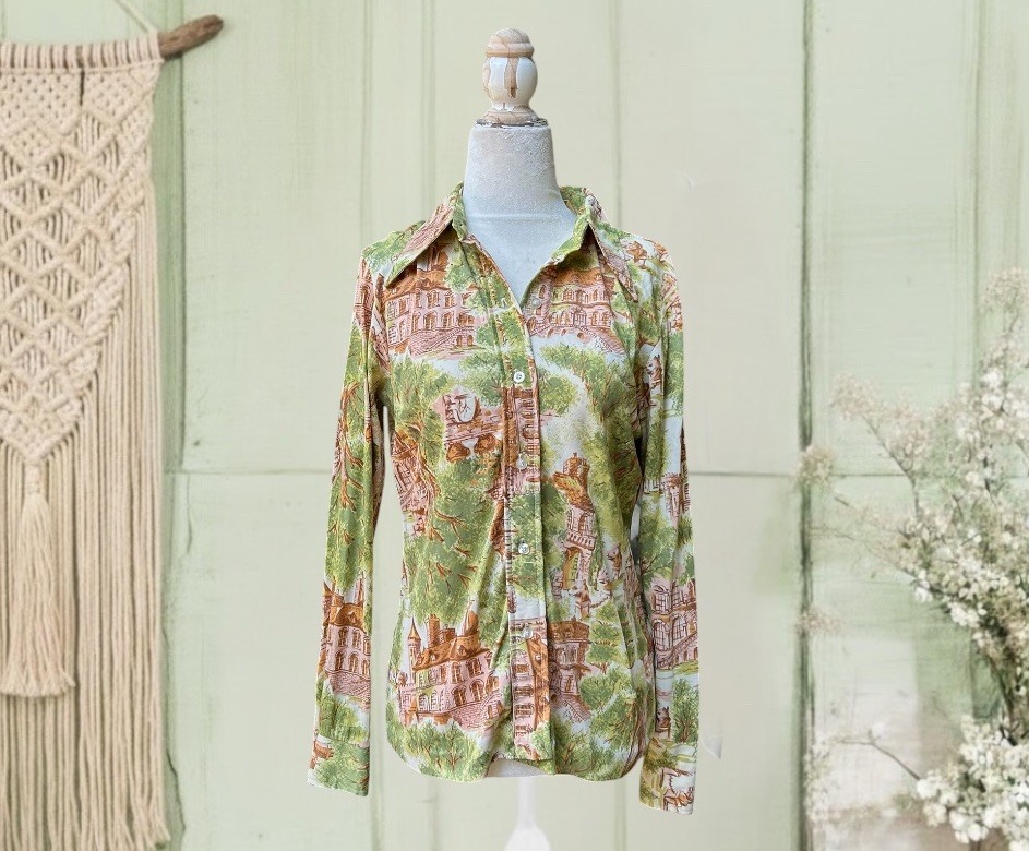 Vintage 70s Shirt Butterfly Collar All Over Print Travel Groovy Top Womens 40”