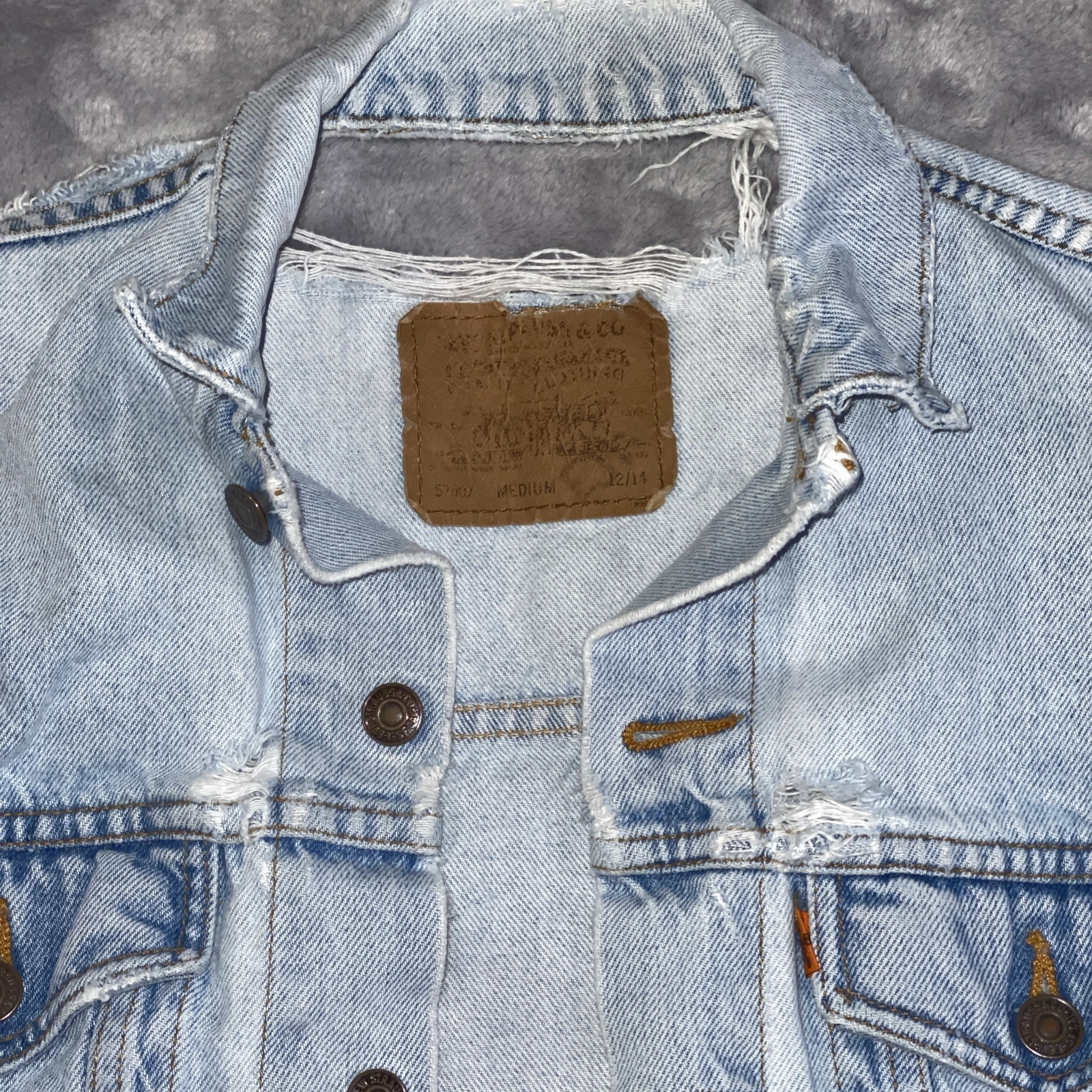 VTG Levis Orange Tab Trucker Jean Jacket 90’s Medium 12/14 Destroyed 57507 USA