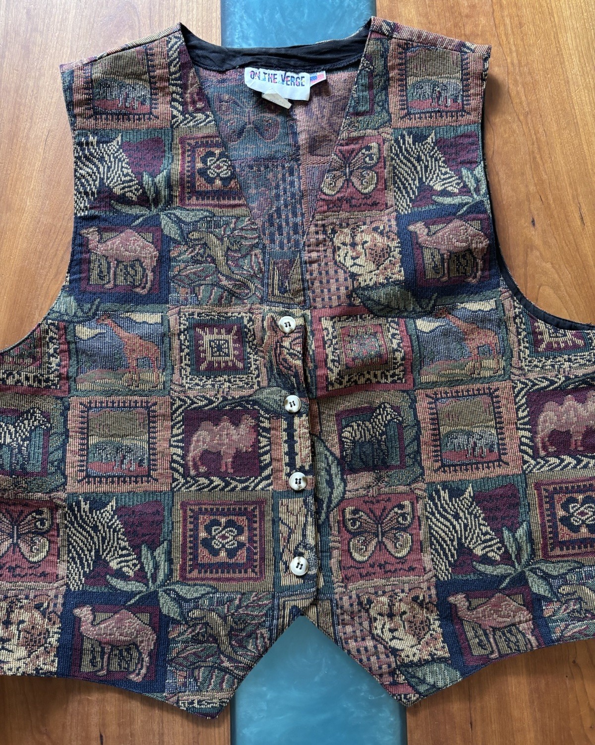Vintage Tapestry Animal Print Pattern Boho Style Vest Women&rsquo;s XL | On The Verge