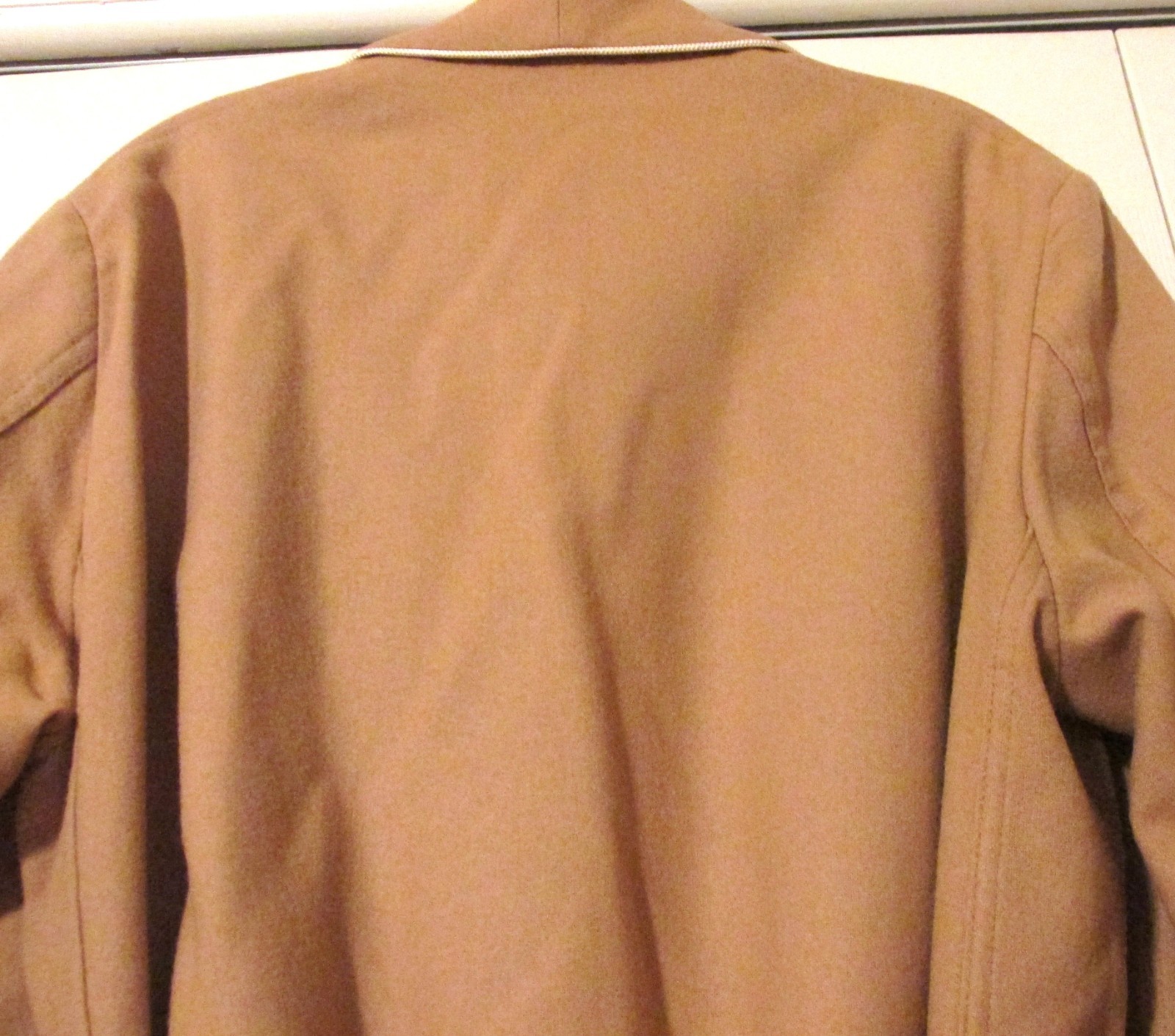 Vtg. M Wool Pendleton Women&rsquo;s Shawl Collar Robe Belt Camel Brown White Trim USA