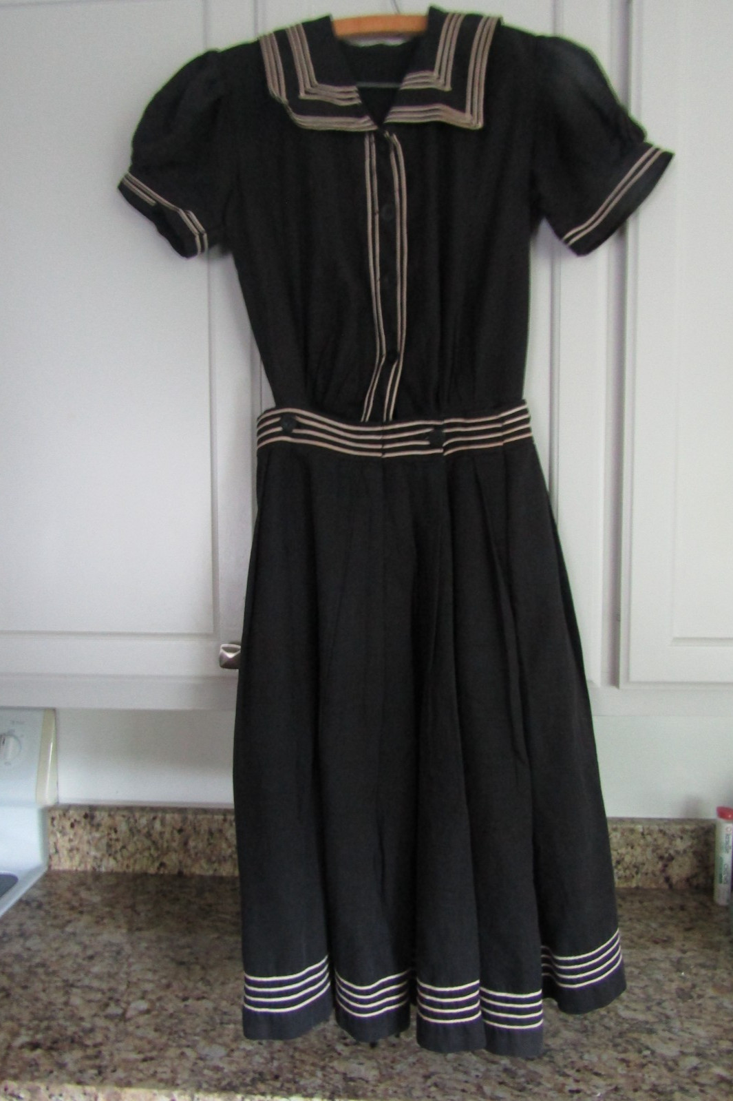 Antique Edwardian 1900&rsquo;s Black & White Bathing Suit Swimsuit Sailor Collar