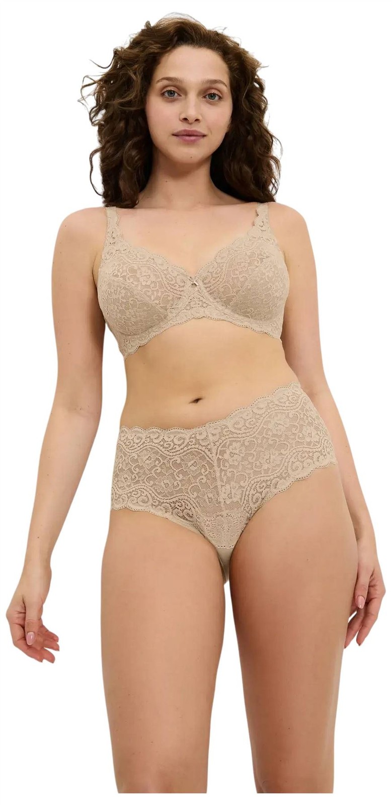 Triumph Womens Amourette Wired Lace Bra – Skin Beige