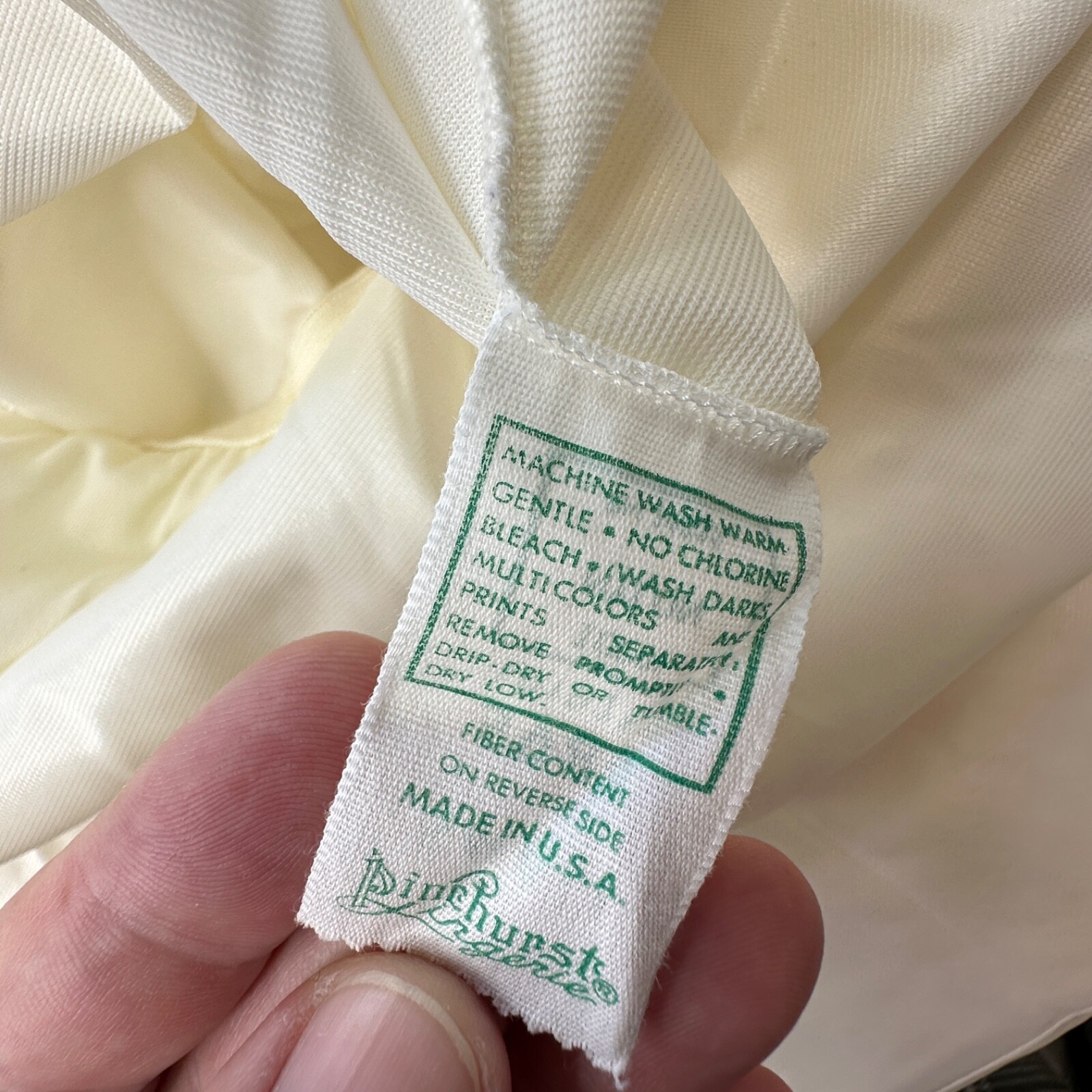 Pinehurst Womens Half Slip Size Small Made In USA Cream Nylon Lace Knee Length