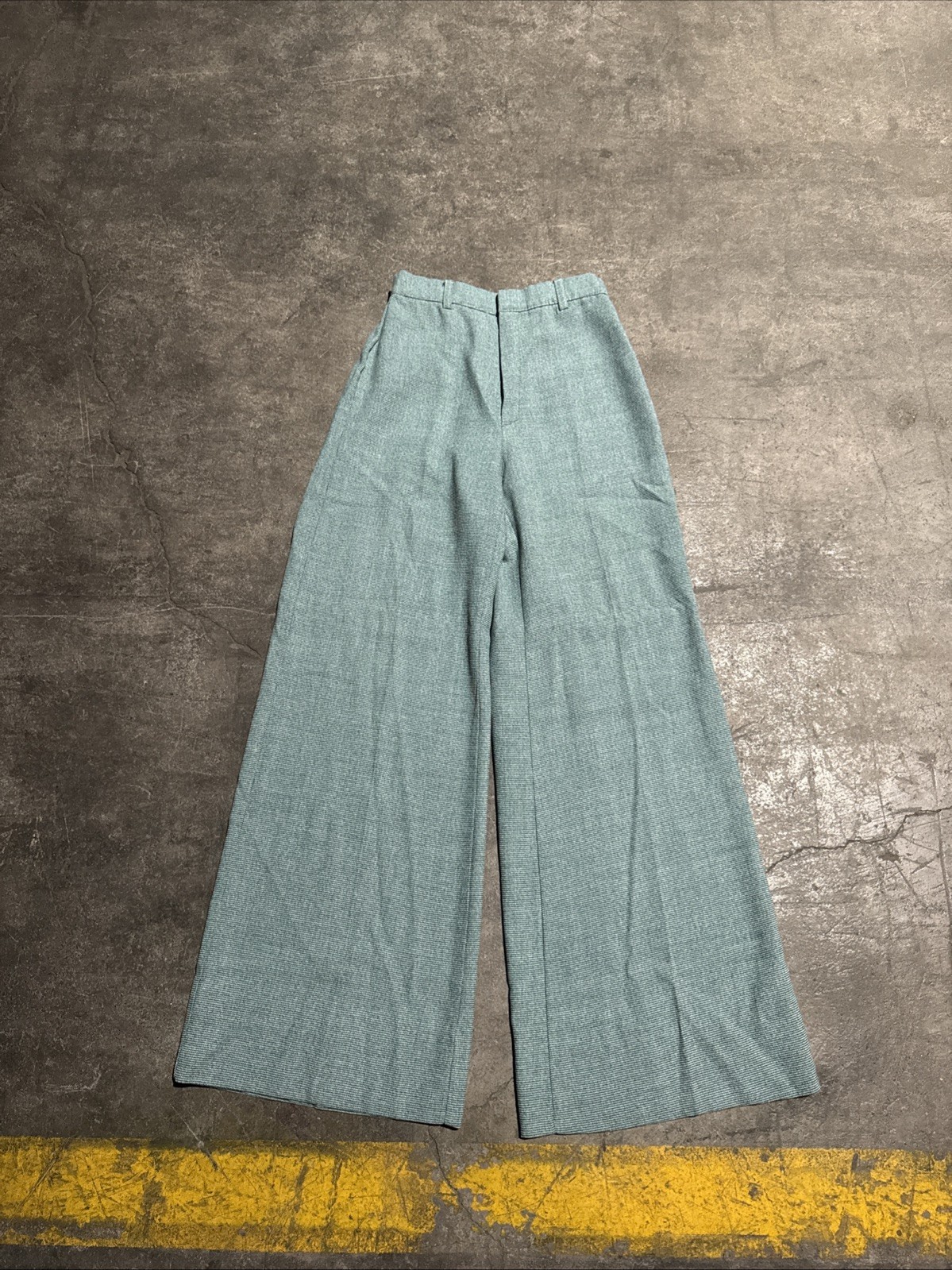 Vintage 1970&rsquo;s Happy Legs Waisted Wide Leg Bell Bottom Pants Boho Size 5