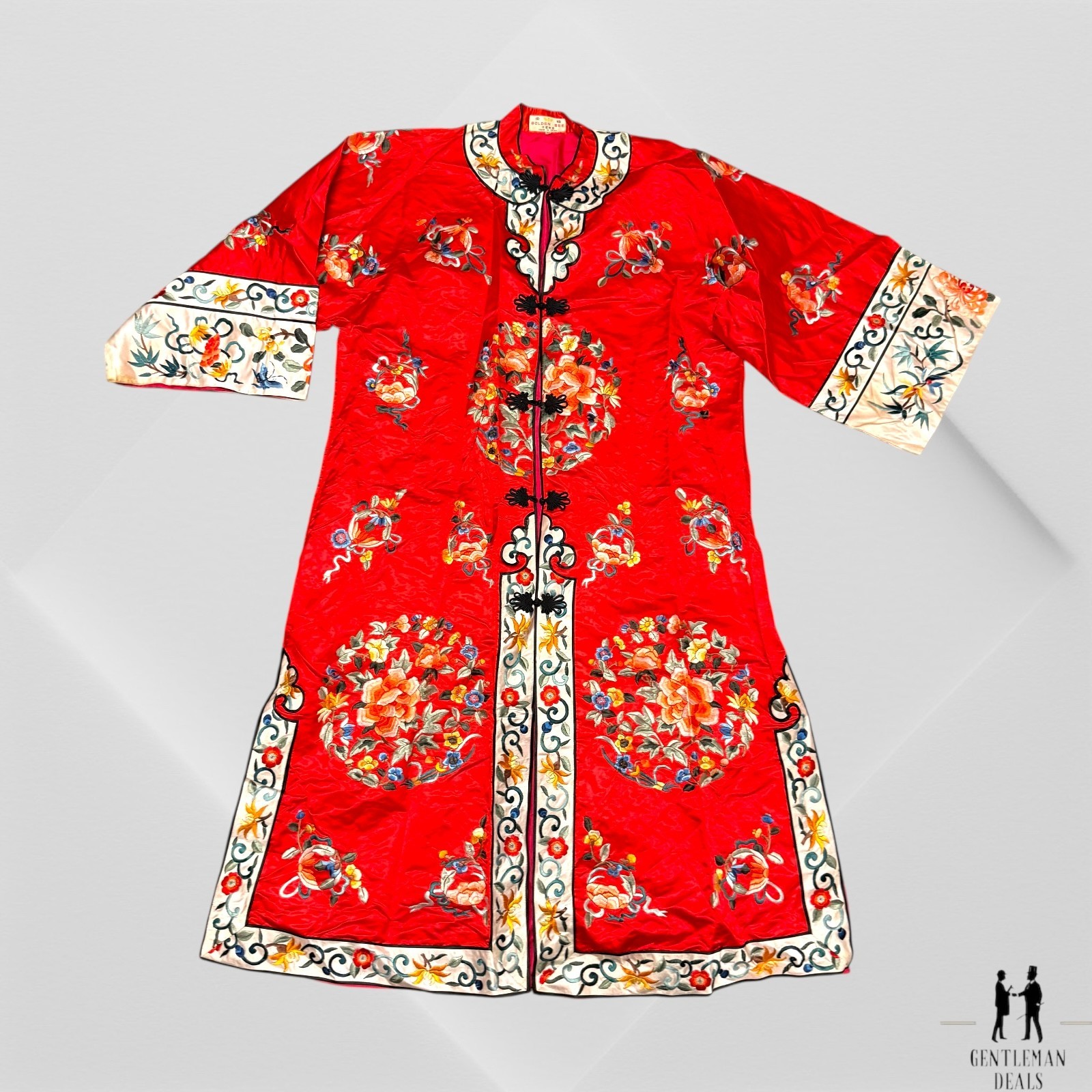 Golden Bee 60&rsquo;s Red Embroidered Silk Kimono XL 21.5×44 Long RARE