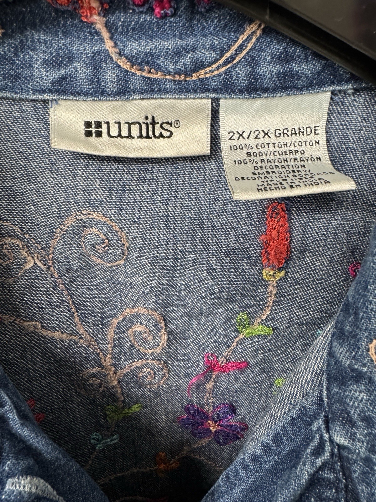 Vintage “Units” Embroidered Floral Denim Jean Shirt Jacket Sz 2XL Button Down