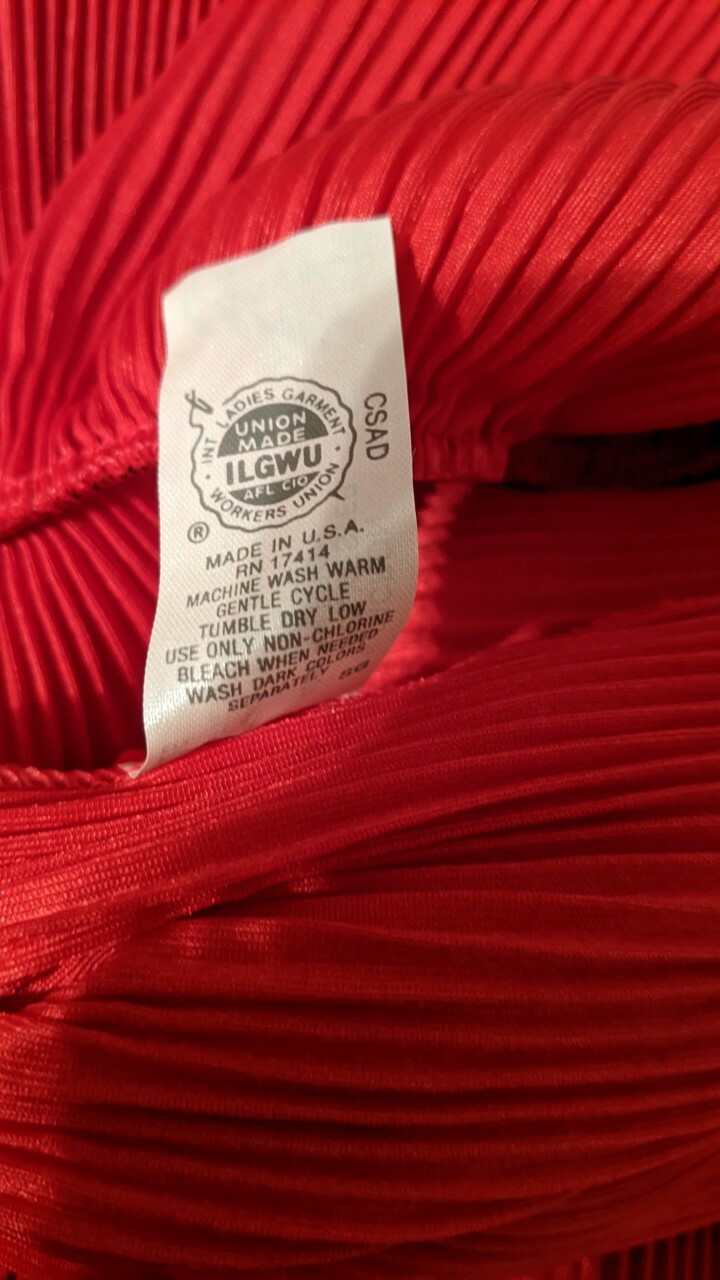 NWT!! RED VINTAGE VTG MISS ELAINE PLEATED TEDDY/ROMPER/BODYSUIT-MEDIUM