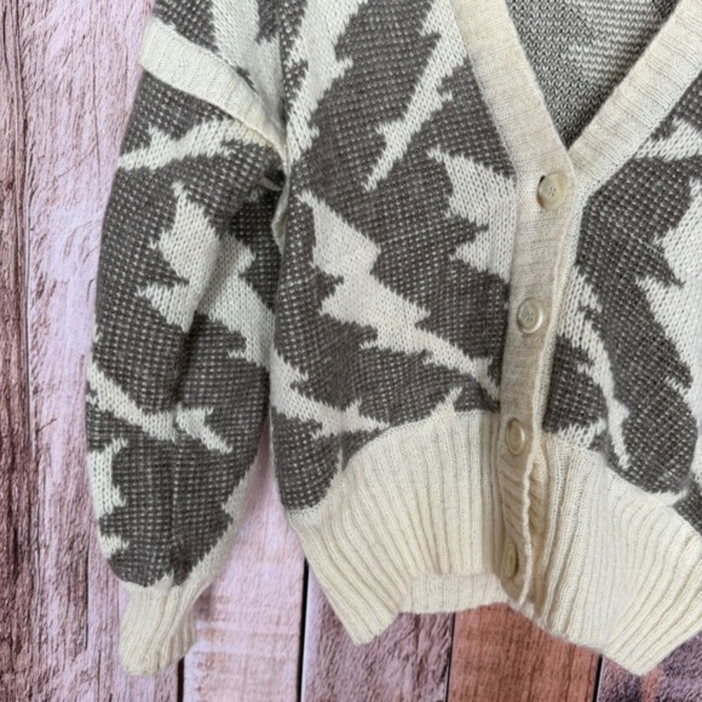Escada Cardigan Sweater Vintage Lightning Alpine West Germany Cabincore Size 38