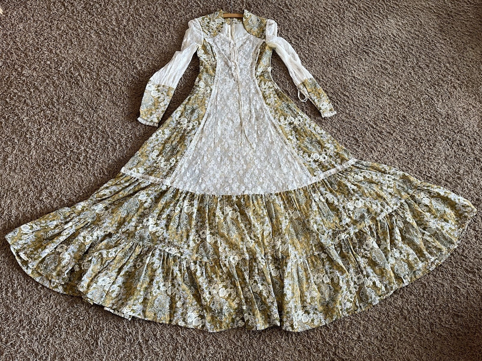 Vintage Floral Green Tan Floral Lace No Tags Prairie Maxi Dress