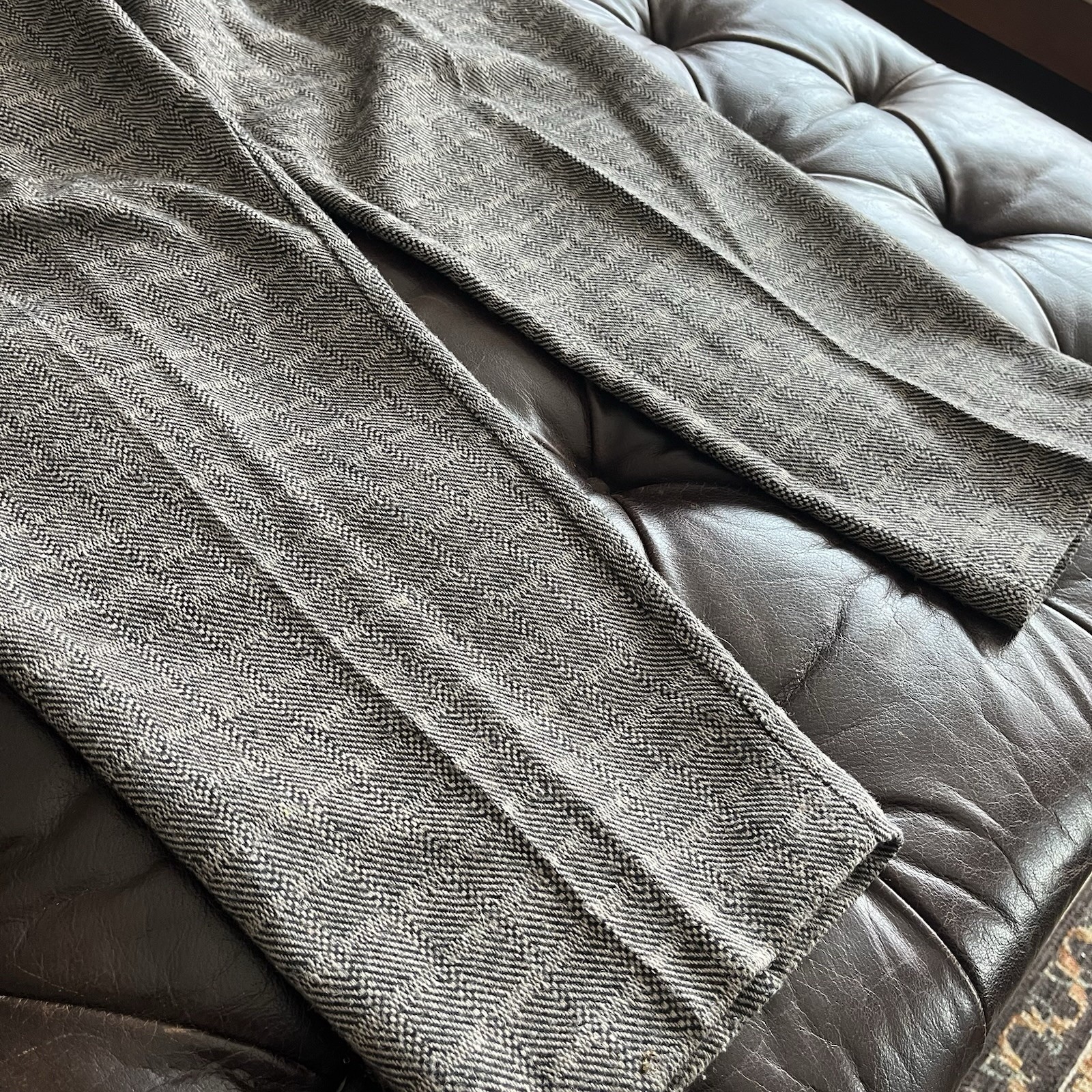 Vintage DR Bentley Tailored High Waisted Gray Black Pants Poly Blend Size 14