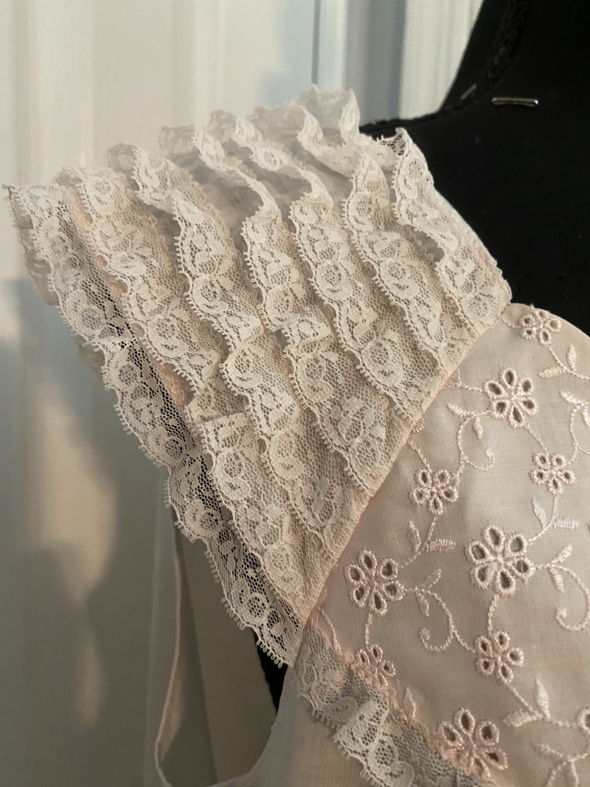 Vtg Shadowline M Pink Ultra Thin Cotton Cap Sleeve Lace