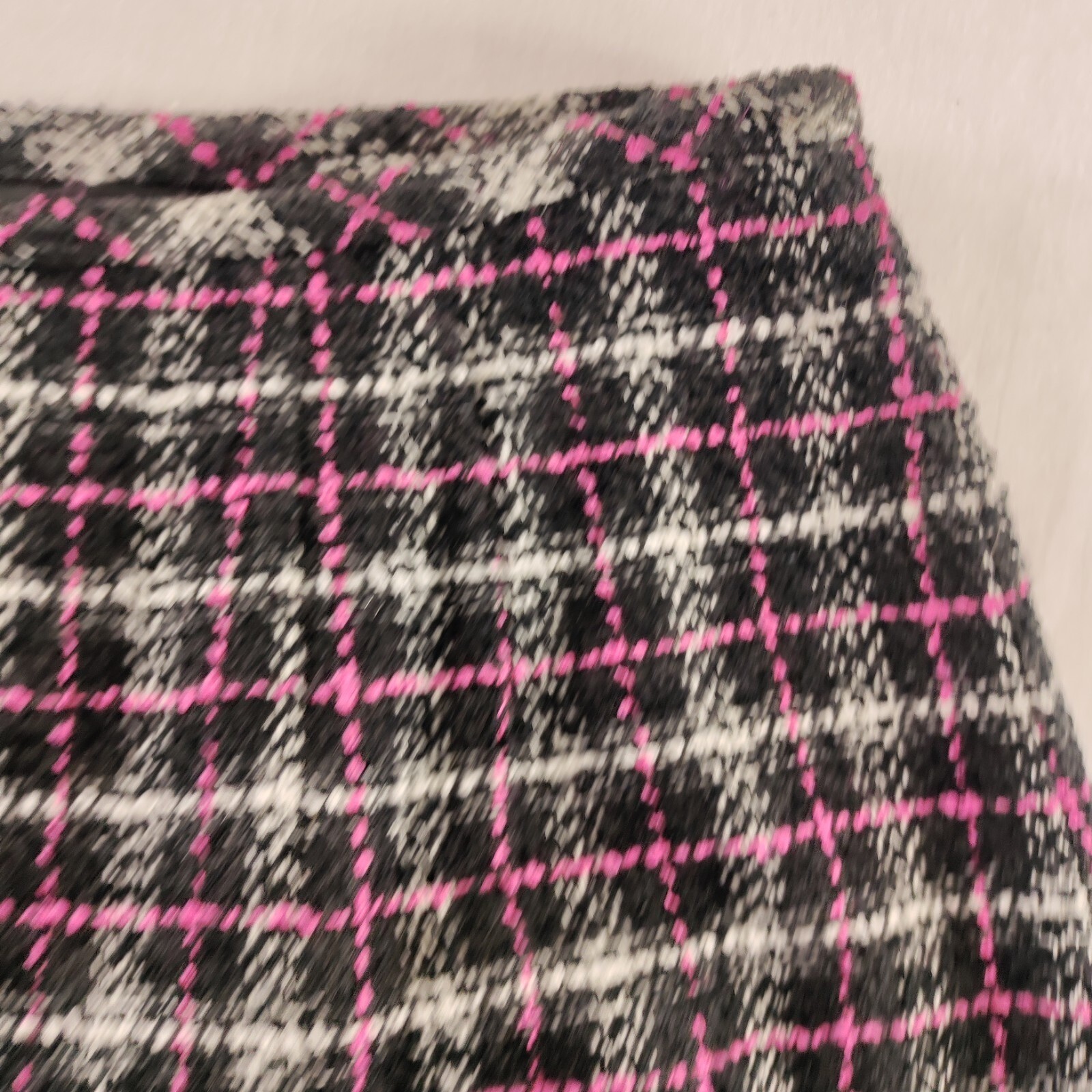 Ann Taylor Poly Wool Blend Skirt, Size 10 90s Pink Black White 28&Prime; Waist