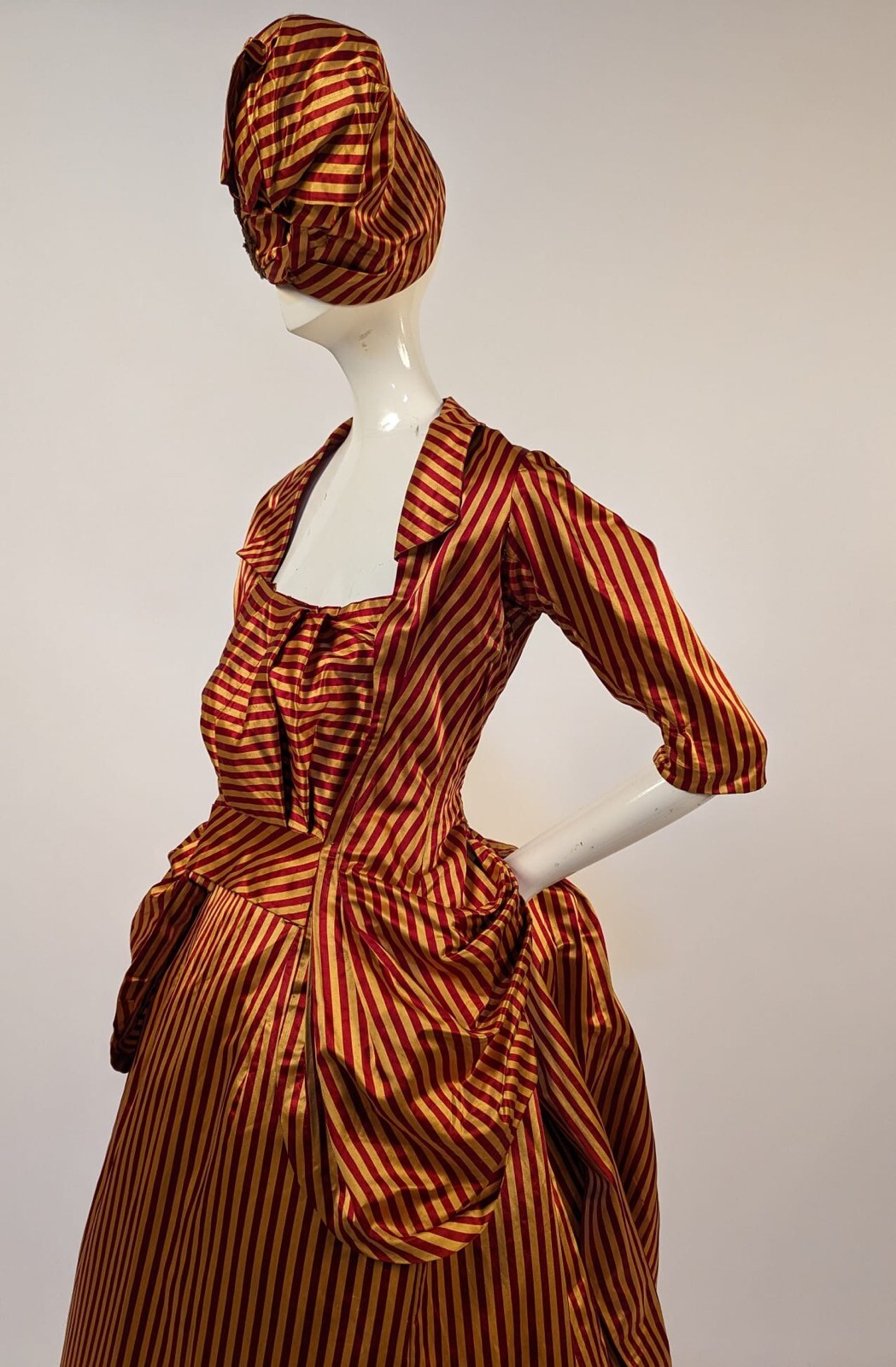 1880’S VICTORIAN FRENCH REVOLUTION BASTILLE DAY BUSTLE DRESS W TIPPED CAP