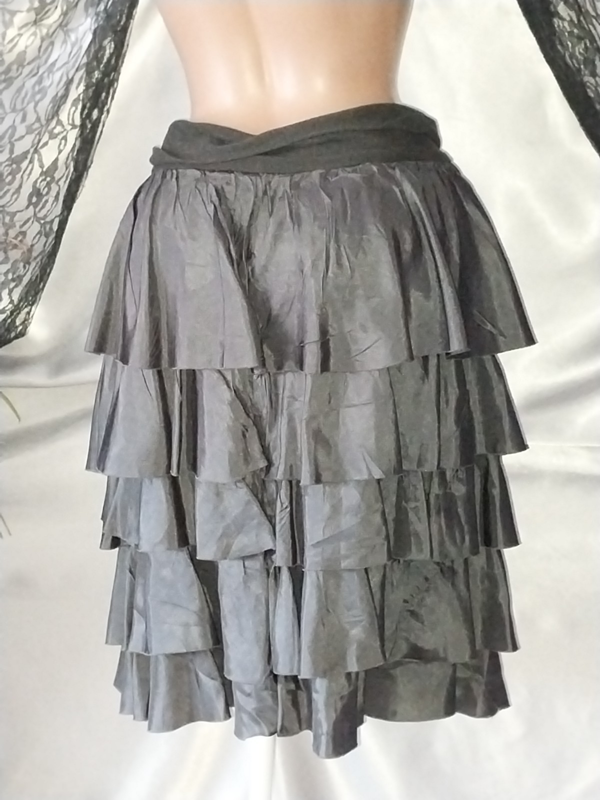 VTG SATIN NEESH D.A.R SATIN SHINY TENCEL ACETATE RUFFLES STACKS LAYERS SKIRT