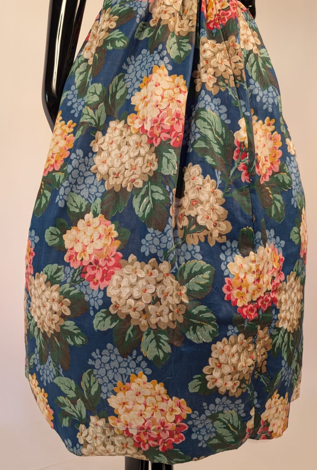 ROMANTIC VICTORIAN 1880’S HYDRANGEA FLORAL PRINT SKIRT 