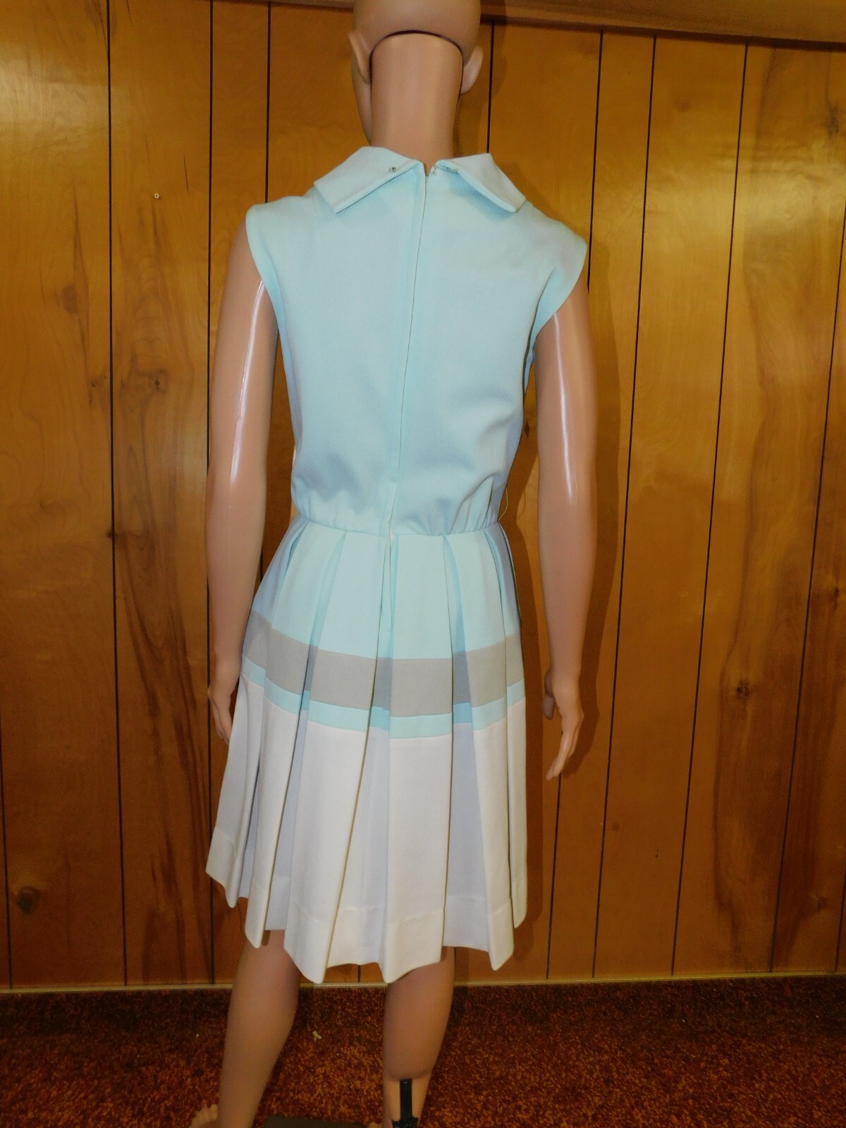 Vintage 60&rsquo;s NARDIS Green Gray White Double Knit Day Dress Waist 28&Prime; *