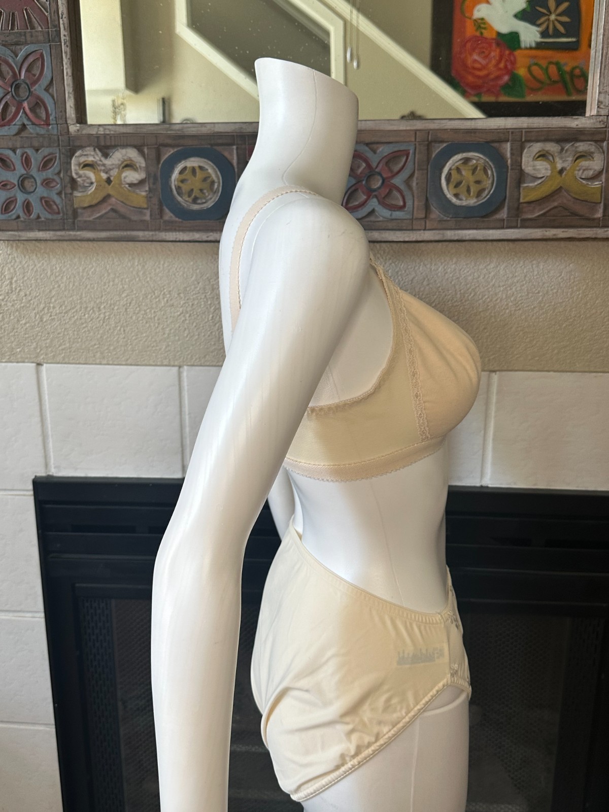 Collectible L Warner&rsquo;s Flower Charms bottoms matching braziers lingerie set
