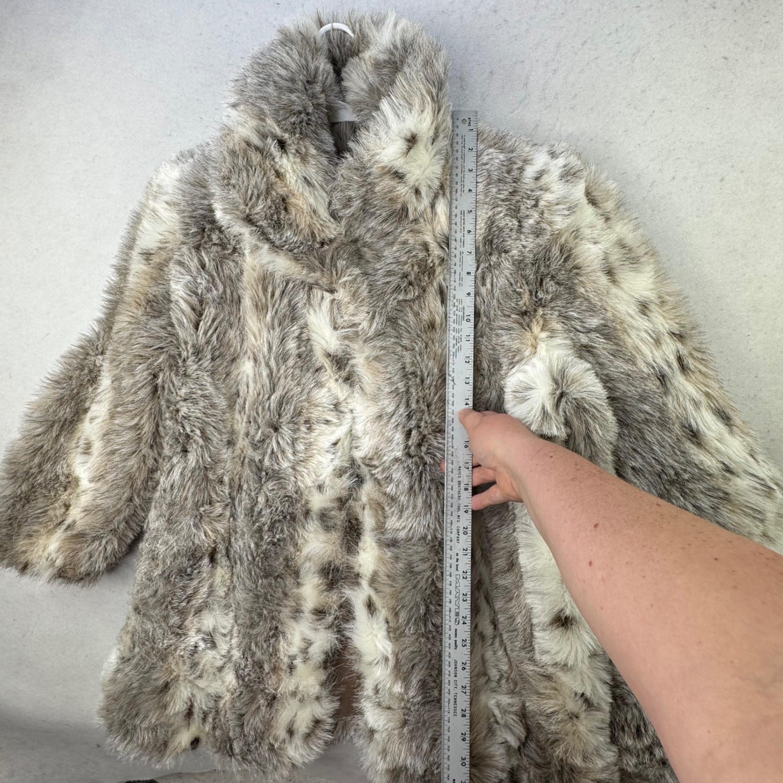 Miss New Yorker Faux Fur Coat Women Medium Gray Vintage Faux Lynx Mob Wife Luxe