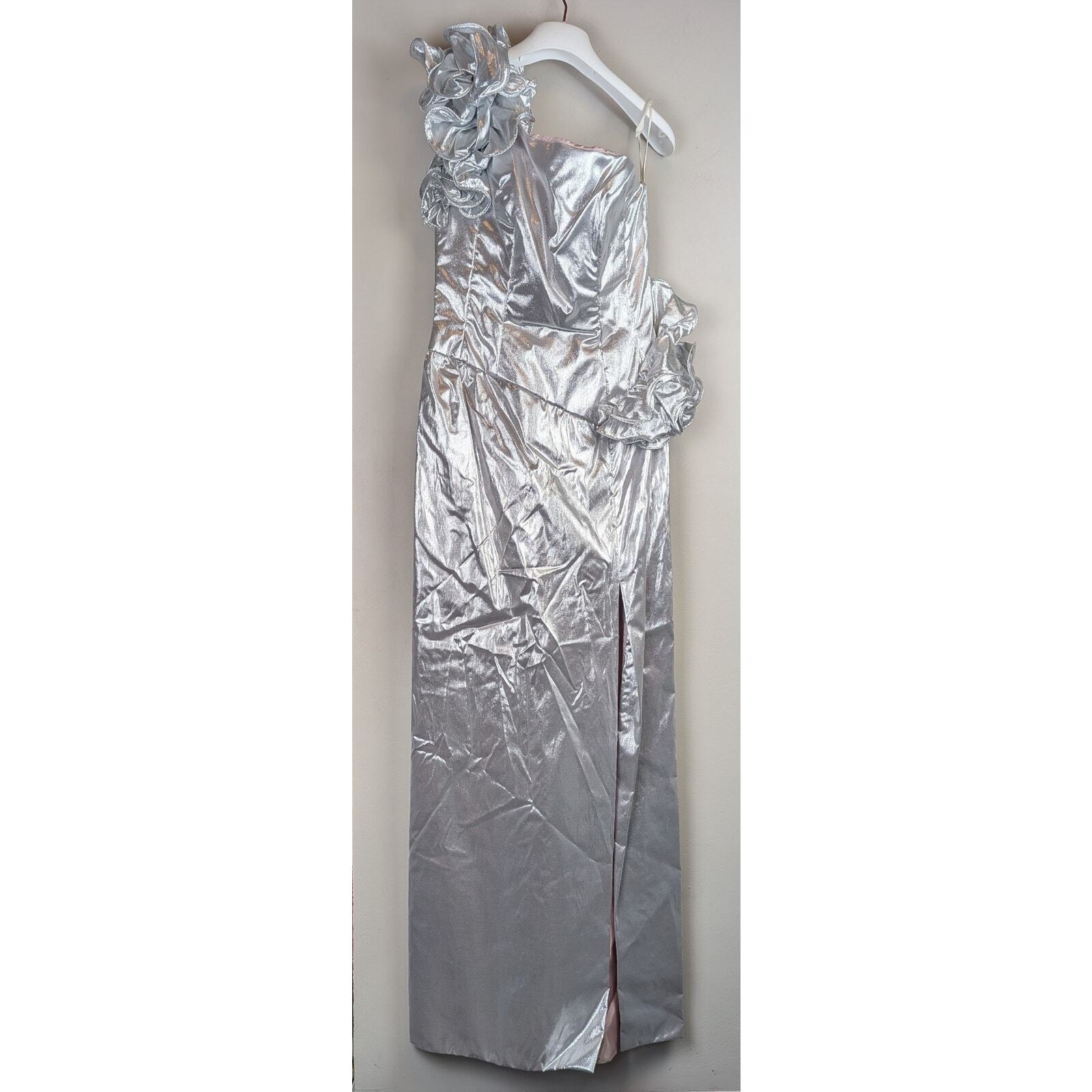 NWT Vtg Mike Benet Formals Ruffle One Shoulder Column Dress Metallic Silver 10