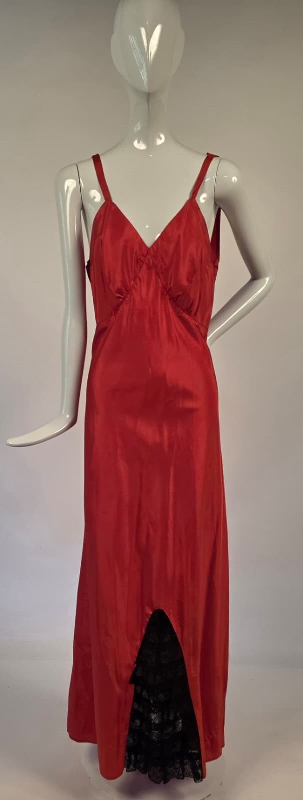 1930’S RED TAFFETA SLIP FOR DRESS W BLACK LACE INSERT BOTTOM