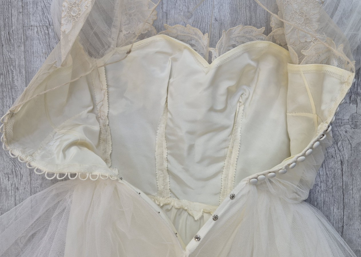Vintage 1940/50s Ivory Tulle Netting Dress by SMARTWEAR EMMA LANGE – Size XS/S