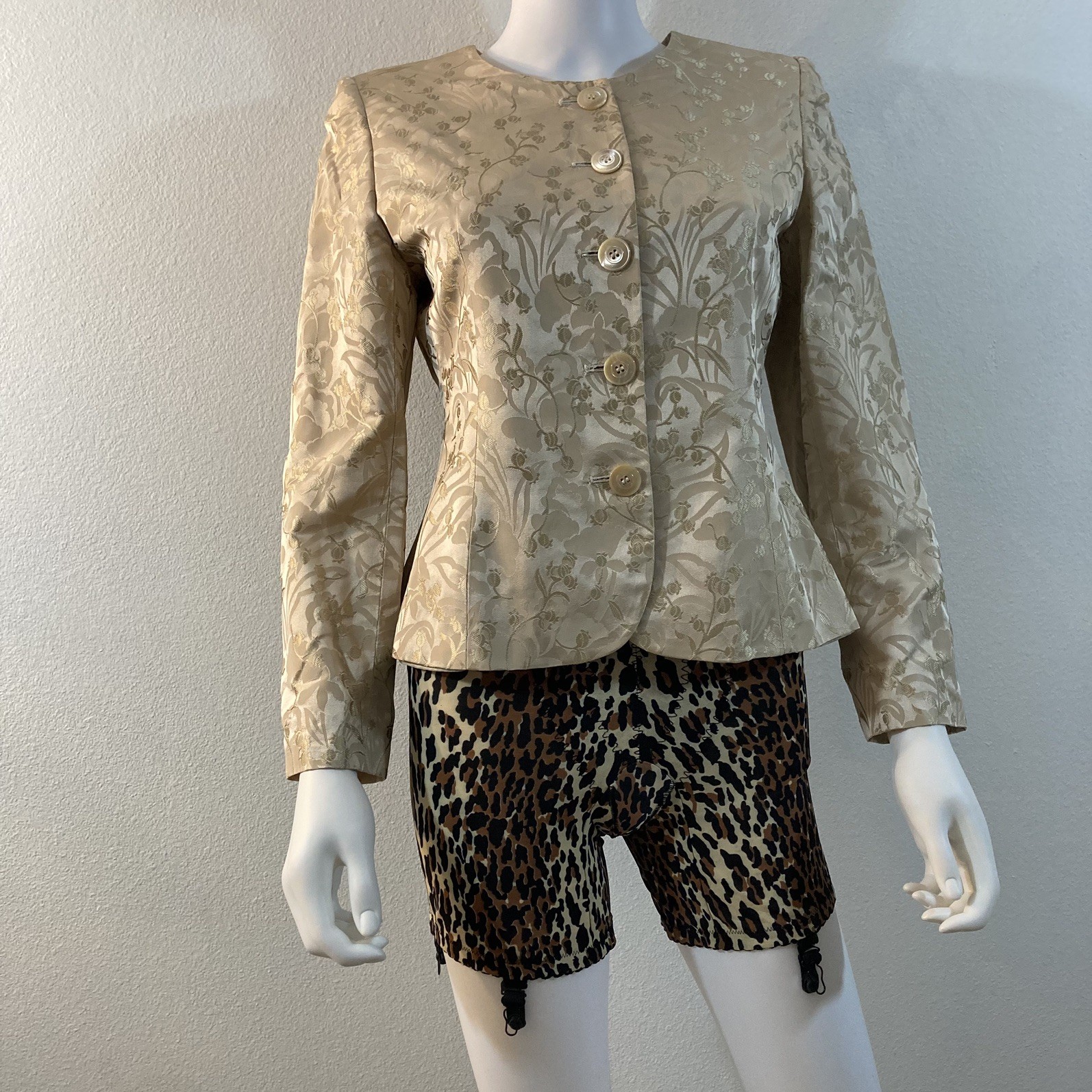 Valentino Brocade Blazer, Lady Jacket, Miss V, Size 10