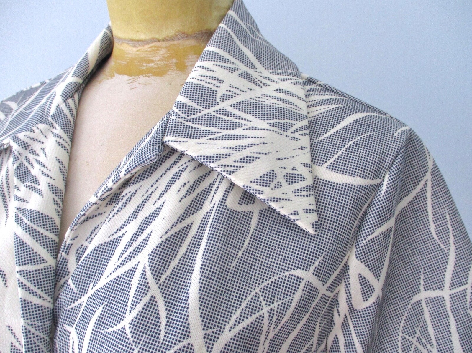 Vtg 70s Blue Botanical Reverse Print Smock Top Blouse Pockets Dagger Collar 40