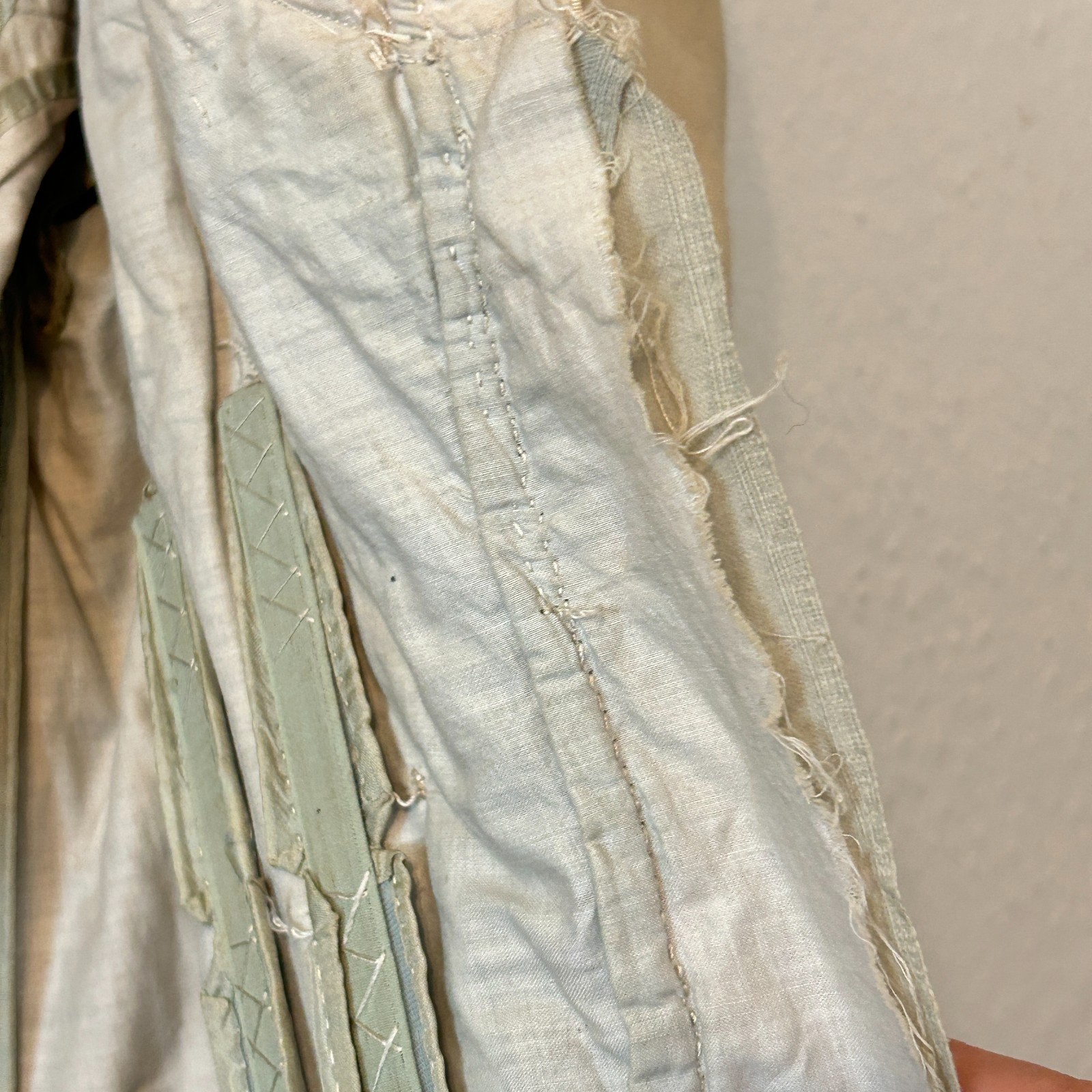 Antique Victorian Cream Silk & Green Dress Bodice Beaded Mutton Sleeve