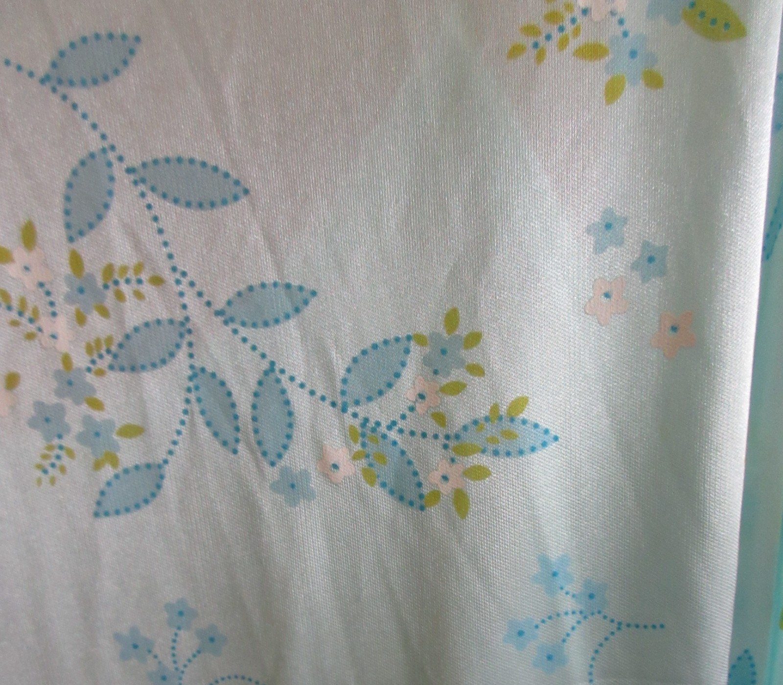 MIDNIGHT COCO BRIDAL Aqua floral GOWN ROBE silk & satin slippery lingerie sz XL
