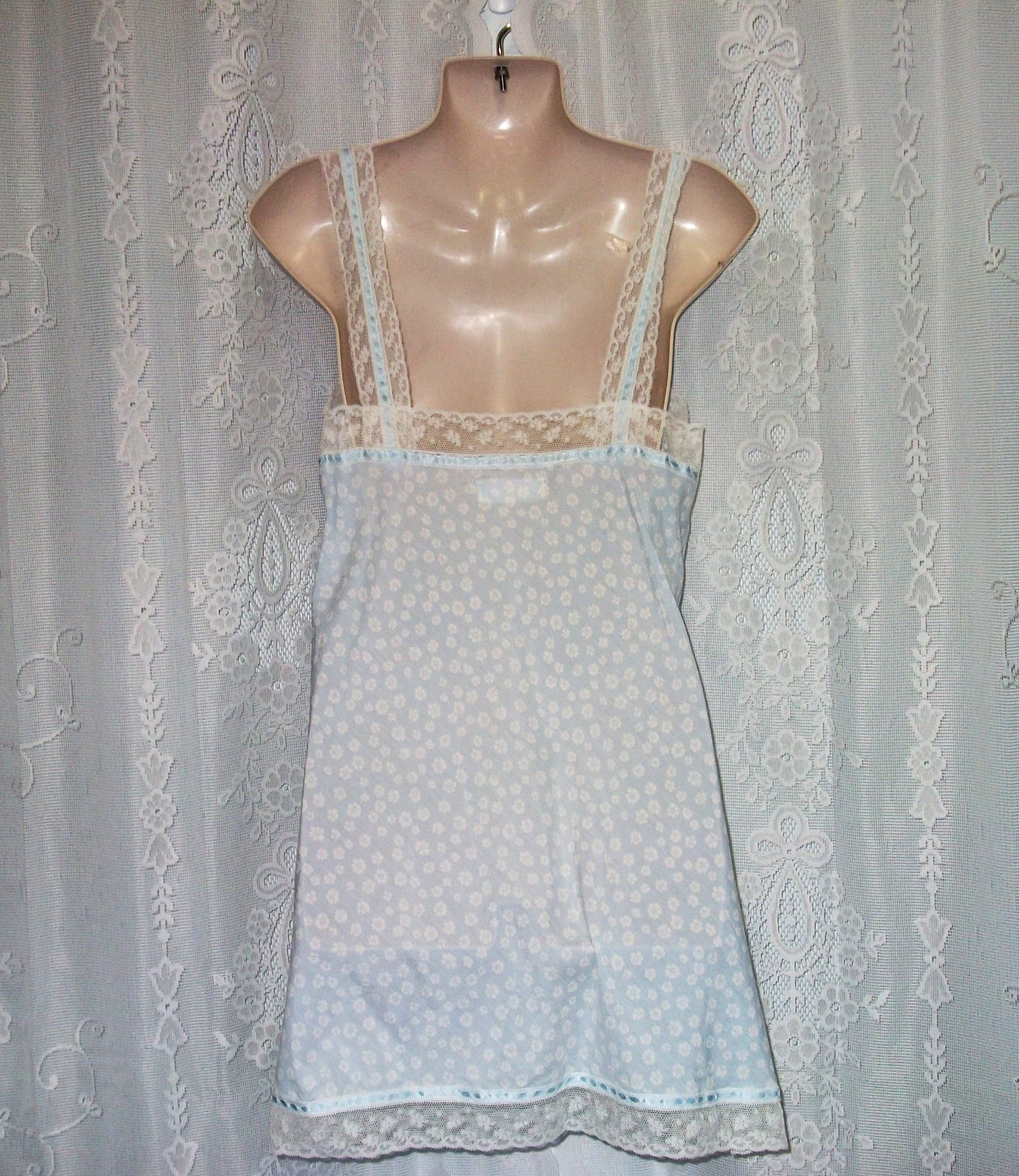 Sm. »Barbizon » Lt.weight soft cotton,blue/white,vintage babydoll nightgown,nighti