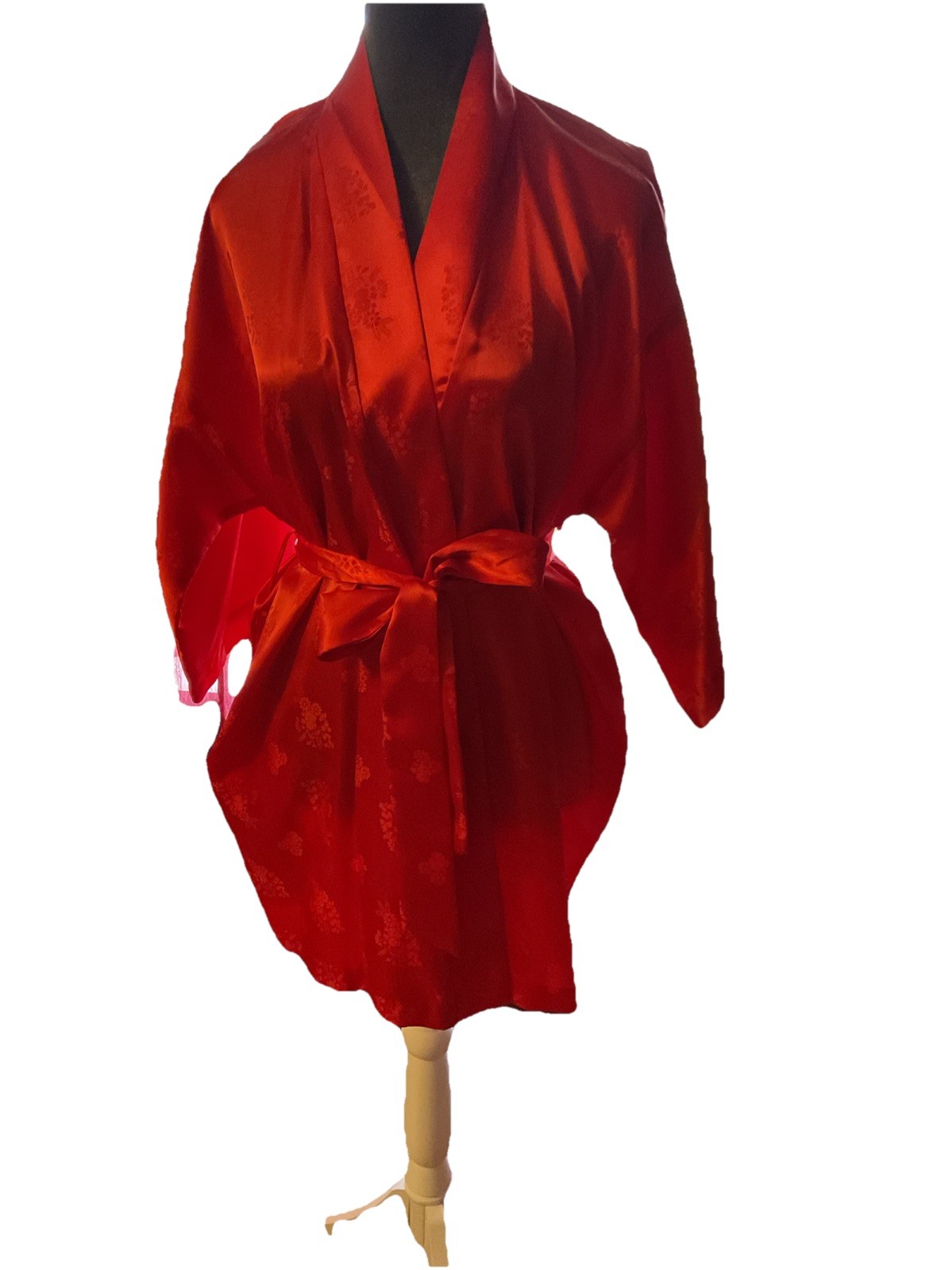 Vintage California Dynasty Short Red Floral Satin Robe Size Small Side Pocket