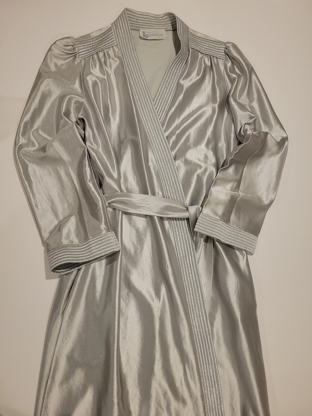 Vtg Barad Robe Long Loungewear Silver Glamour Old Hollywood Satiny USA Women&rsquo;s M