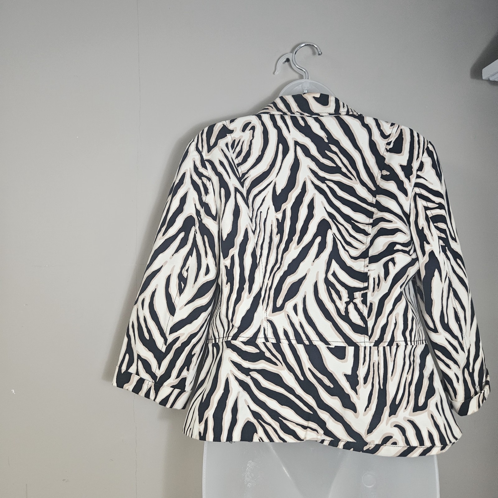 Rafaella Tan/black Zebra Print Button Down Jacket Women&rsquo;s Size M Preppy Art