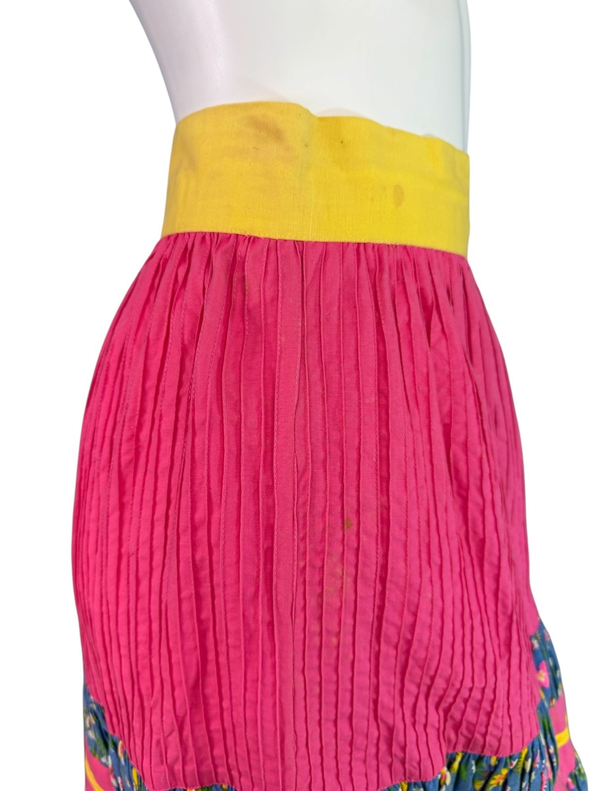 Georgia Charuhas Vintage 1970&rsquo;s Folkloric Mexican Skirt Pink & Blue Floral Sz 10