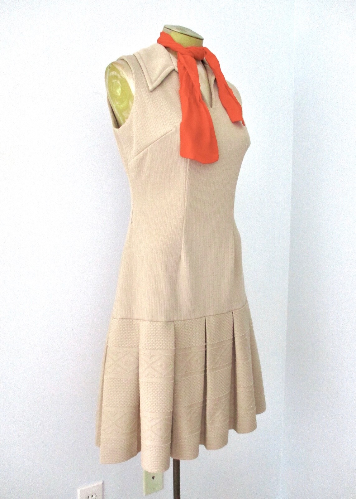 Vtg 60s 70s Mod Beige Poly Knit 2-Pc Drop Waist Dress Jacket Secretary Suit 12