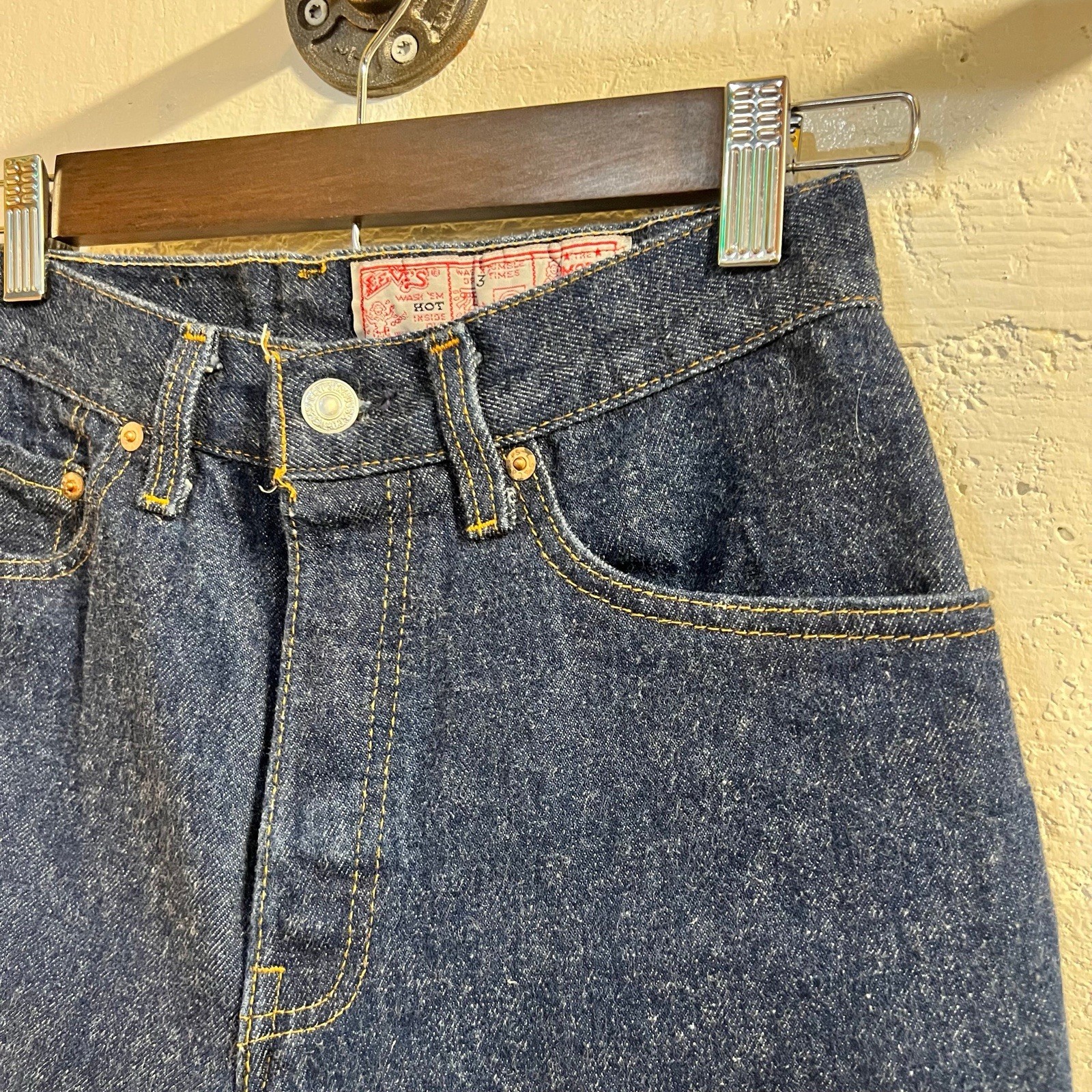 Vintage 1980&rsquo;s Levi 501 STF Long Cutoff Denim Shorts Size (29) 25&Prime; Made In USA