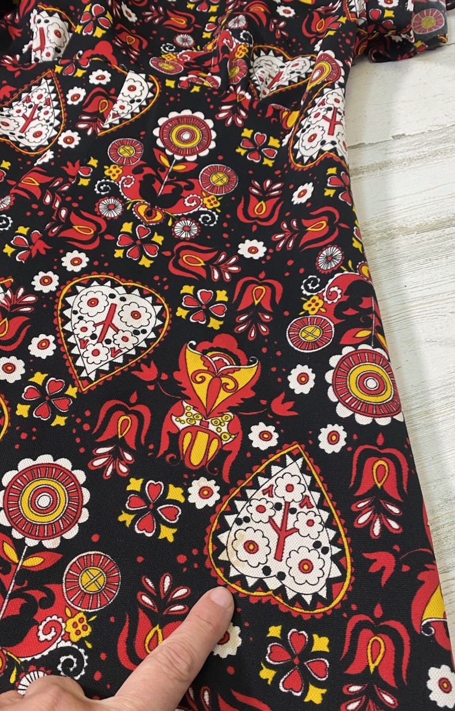 Handmade Vtg Hippie Boho Bold Print Keyhole Maxi Dress 17” Armpit Flutter Sleeve