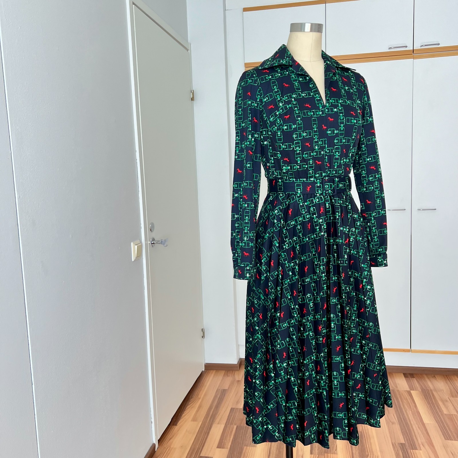 1970s Abstract Print Long Sleeves Pleated Midi Day Dress Aline Retro Mod EU 38