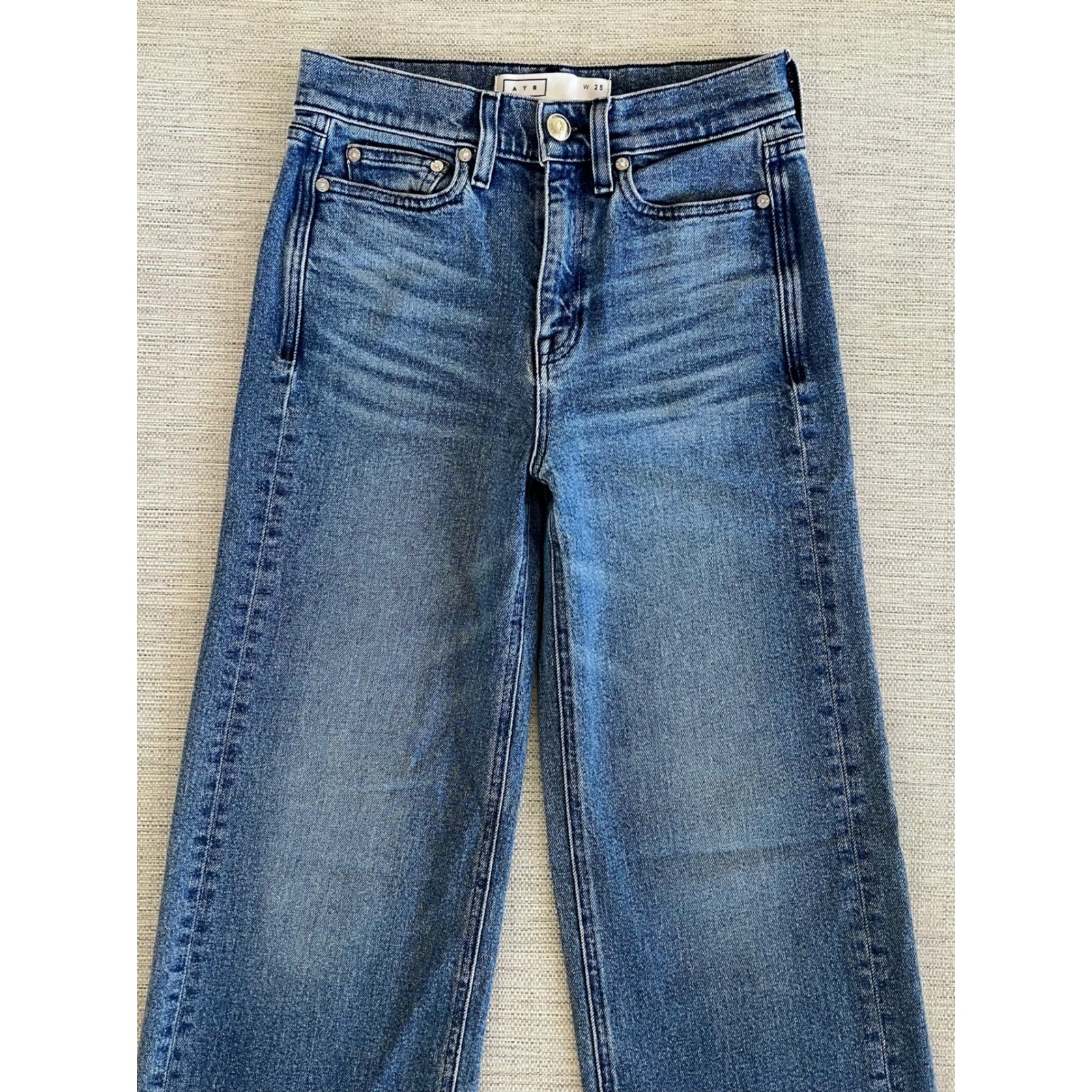 AYR The Secret Sauce Relaxed Straight Leg Blue Jeans in Old School Size 25