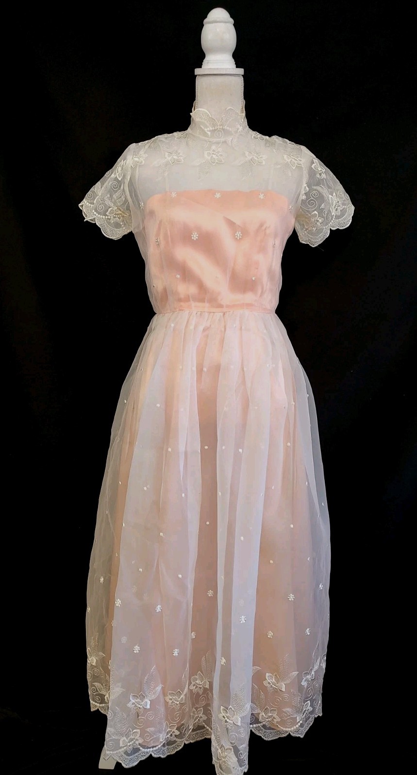 Vintage 80&rsquo;s does 50&rsquo;s Dress Peach Satin & White Lace Party Prom Formal Midi S