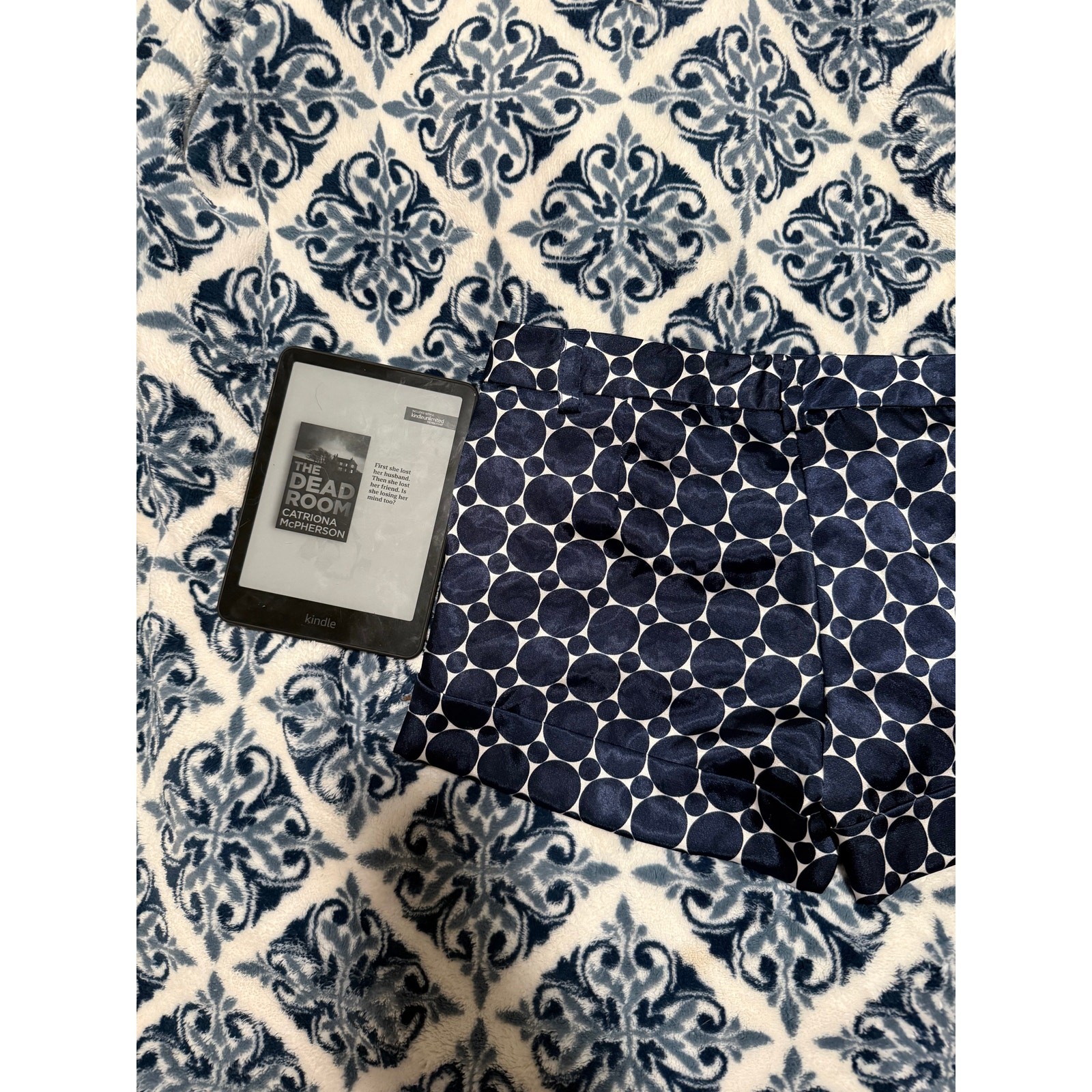 Y2K Forever 21 Satin Micro Mini Polka Dot Geometric Shorts Navy Vintage 2000s S