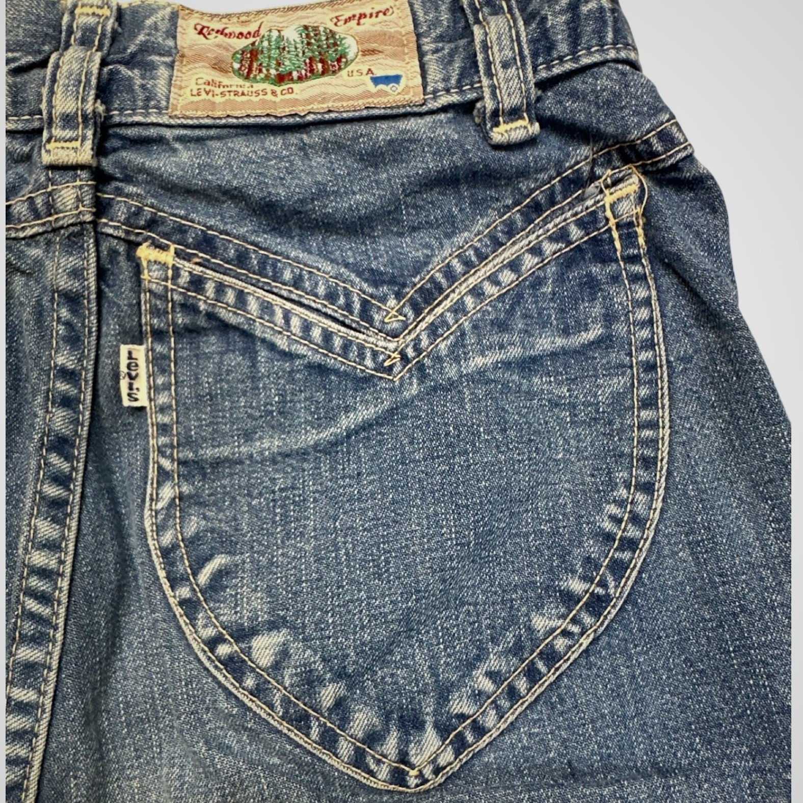 Levi&rsquo;s Redwood Empire Jeans Womens Blue 23X32 Vintage Heart Pocket Wide Leg 70s