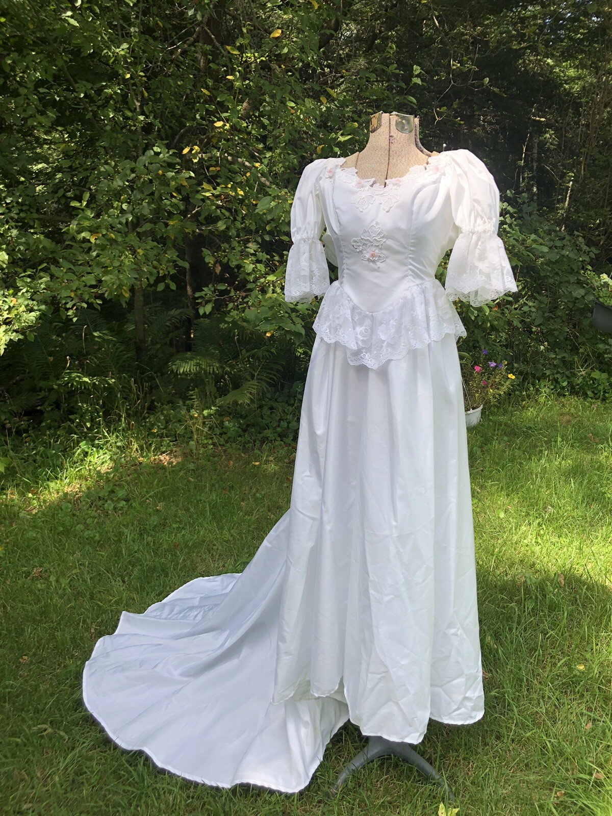 Vintage 1970’s ALFRED ANGELO Wedding Gown Dress Lace & Appliqué 32-22-60 Sweet