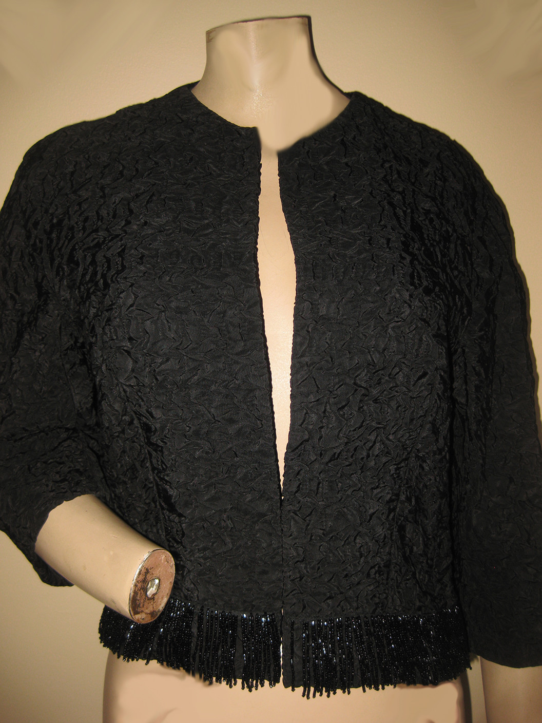 BEAUTIFUL!! Vintage 50s 60s Black Textured Beaded Fringe Evening Jacket XS/S
